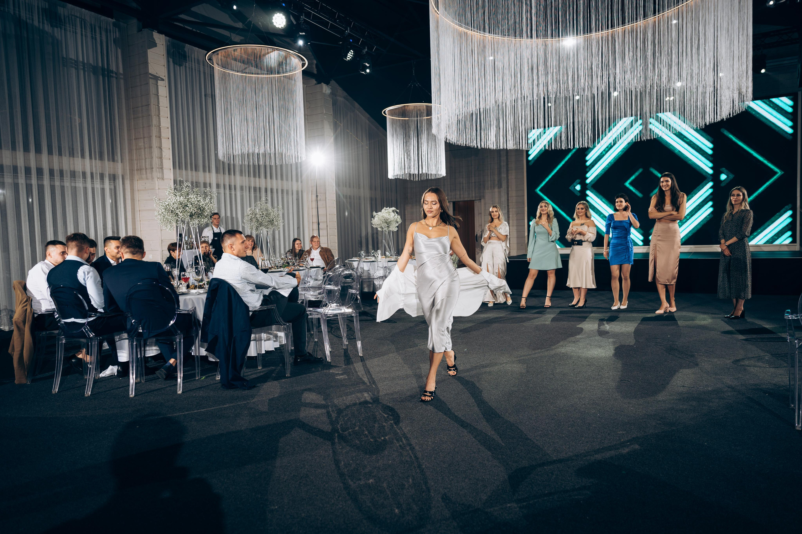 ОДНА СВАДЬБА ПОЛНОСТЬЮ. Свадебный организатор в Ростове-на-Дону Яснов Роман