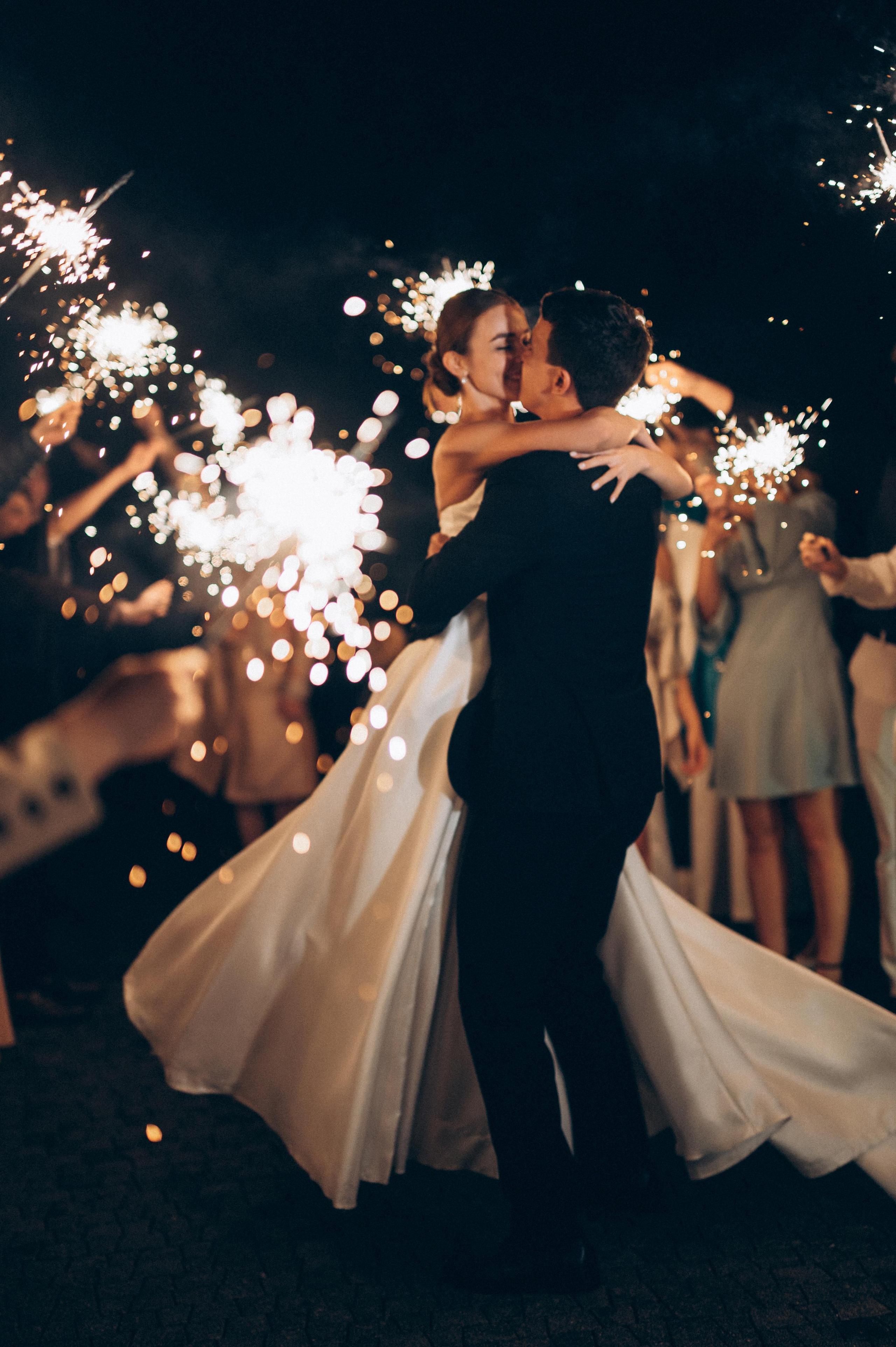 ОДНА СВАДЬБА ПОЛНОСТЬЮ. Свадебный организатор в Ростове-на-Дону Яснов Роман