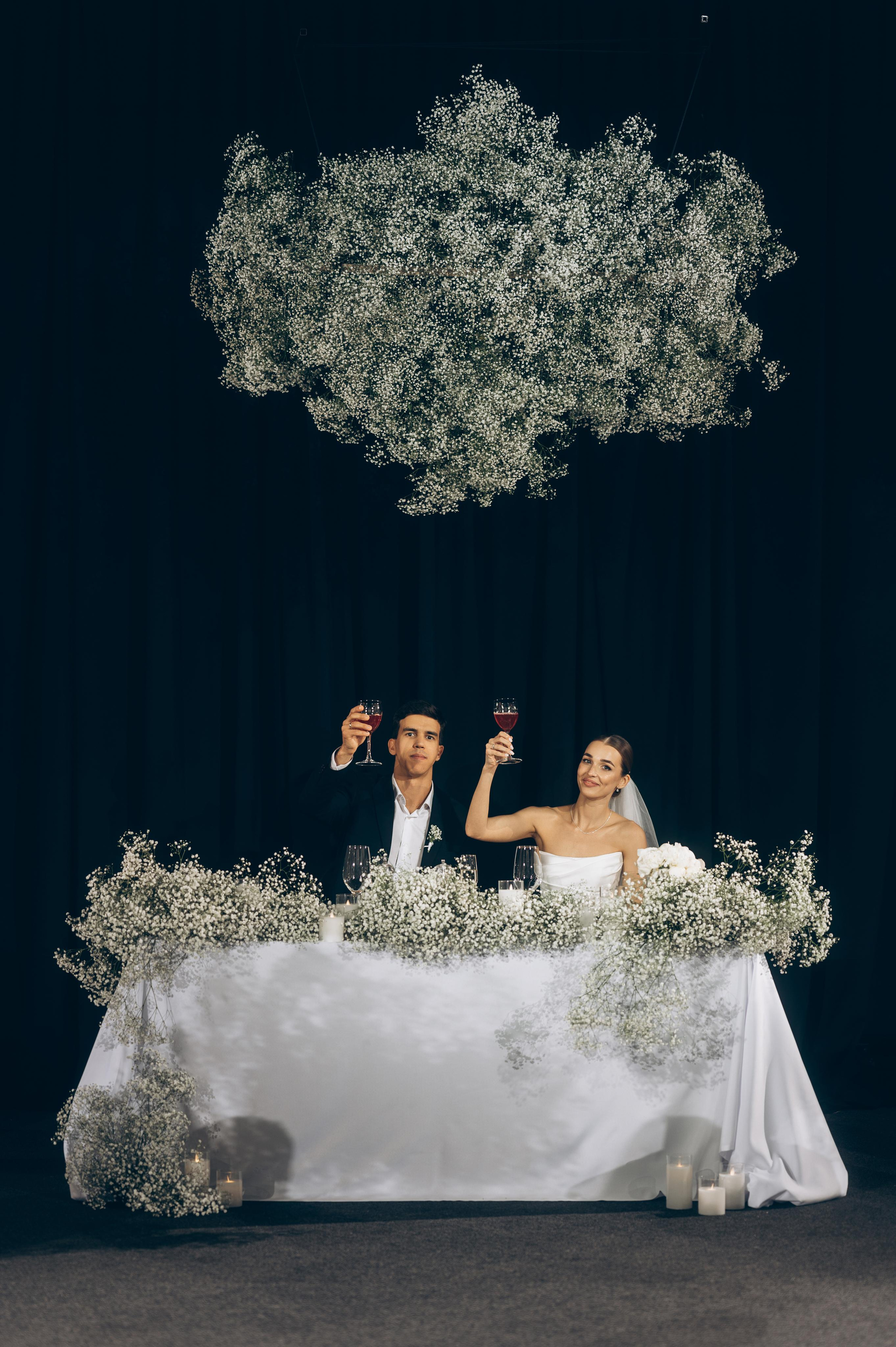 ОДНА СВАДЬБА ПОЛНОСТЬЮ. Свадебный организатор в Ростове-на-Дону Яснов Роман