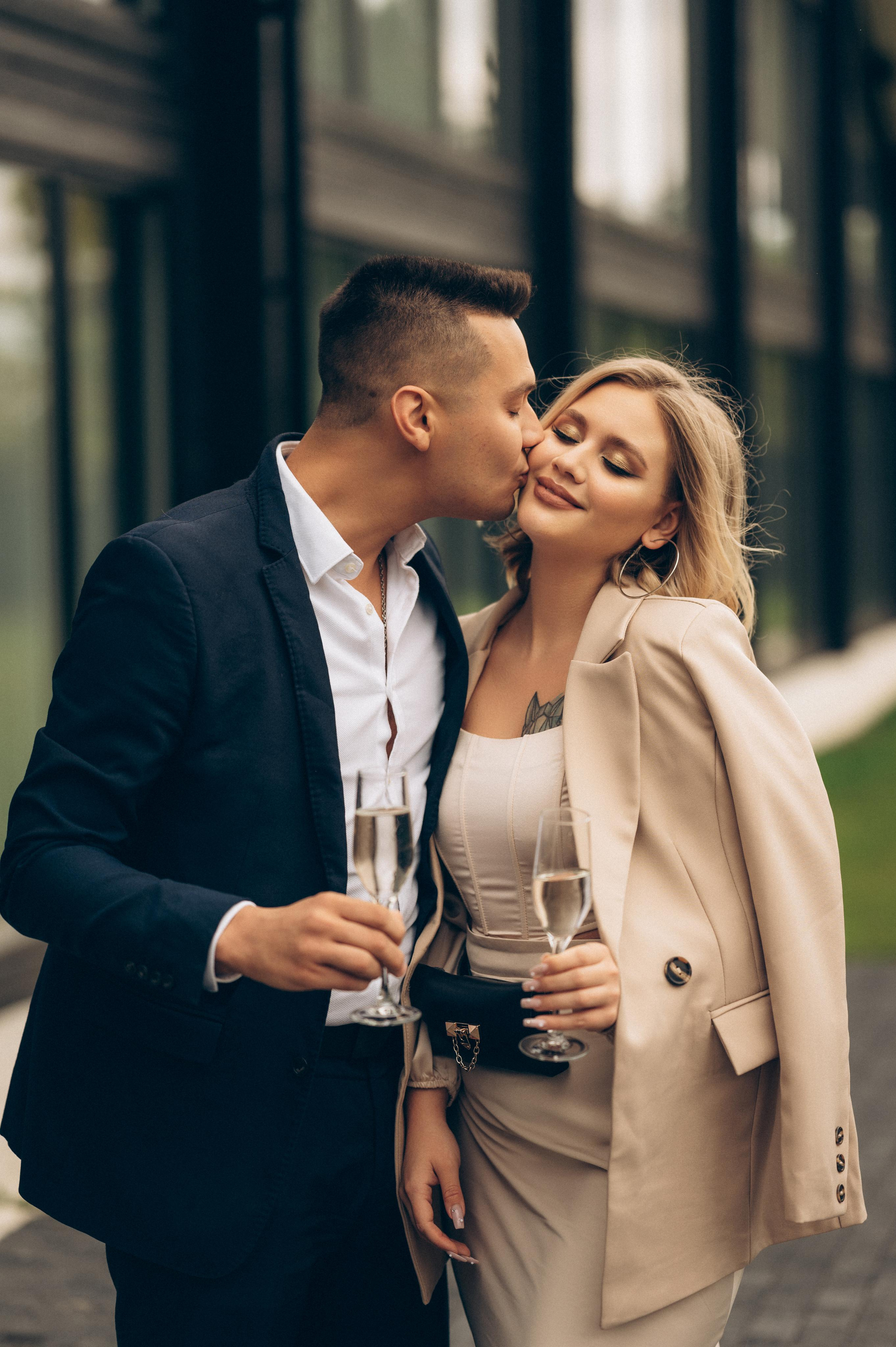 ОДНА СВАДЬБА ПОЛНОСТЬЮ. Свадебный организатор в Ростове-на-Дону Яснов Роман