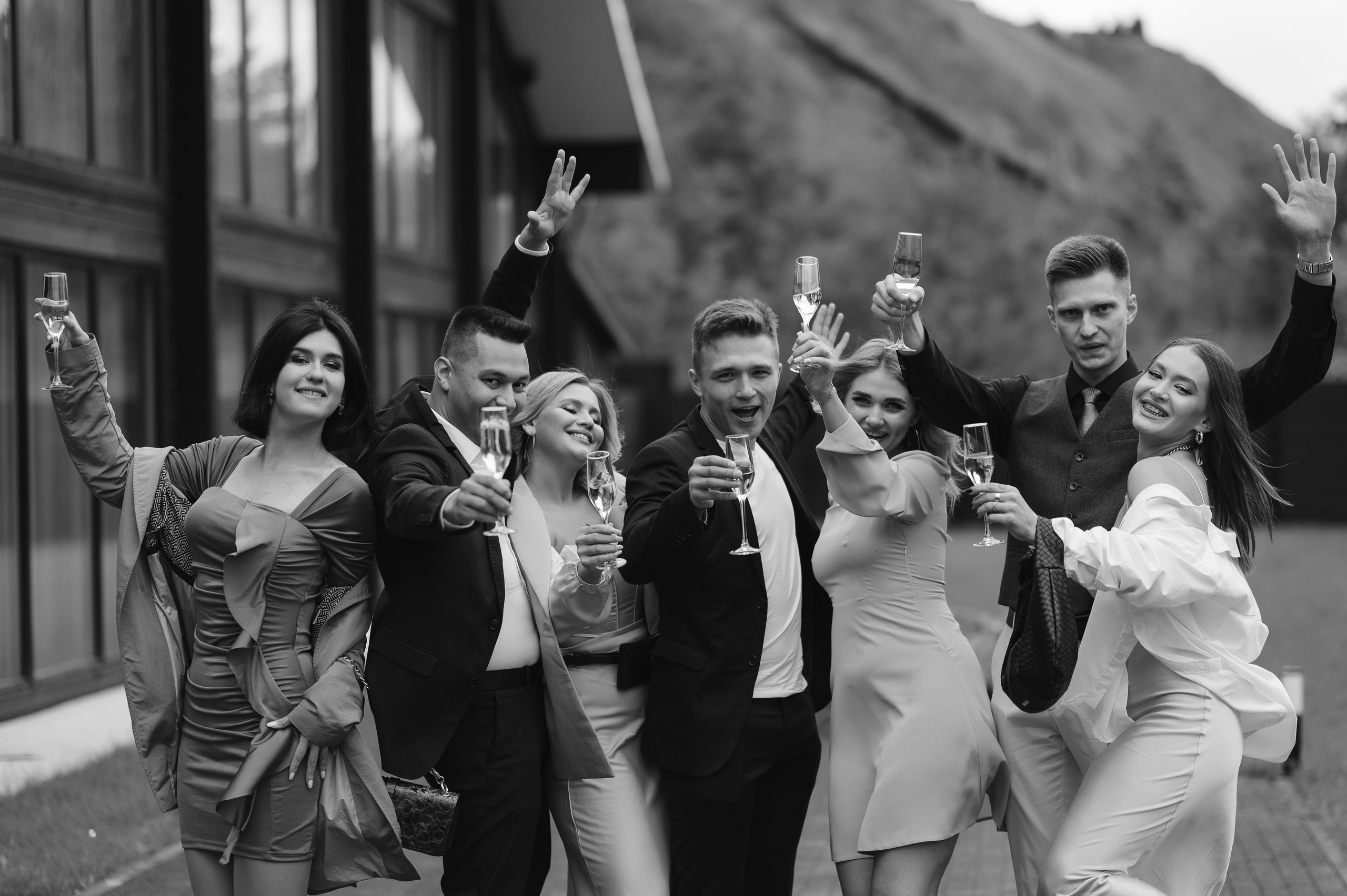 ОДНА СВАДЬБА ПОЛНОСТЬЮ. Свадебный организатор в Ростове-на-Дону Яснов Роман