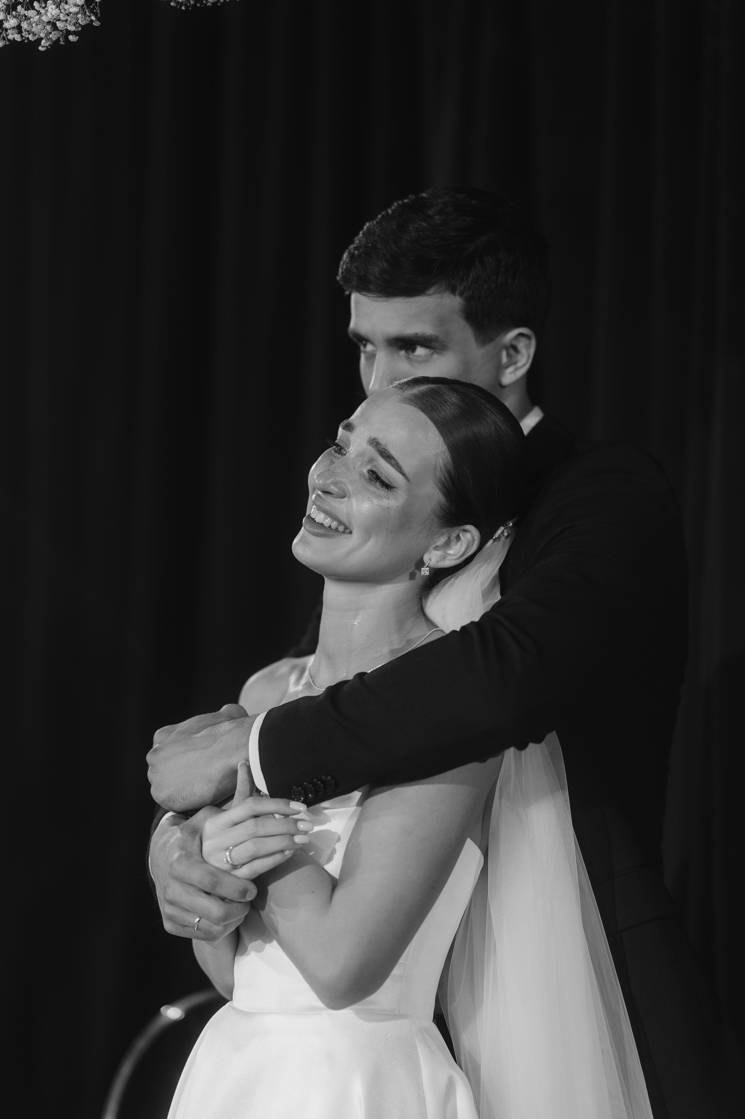 ОДНА СВАДЬБА ПОЛНОСТЬЮ. Свадебный организатор в Ростове-на-Дону Яснов Роман