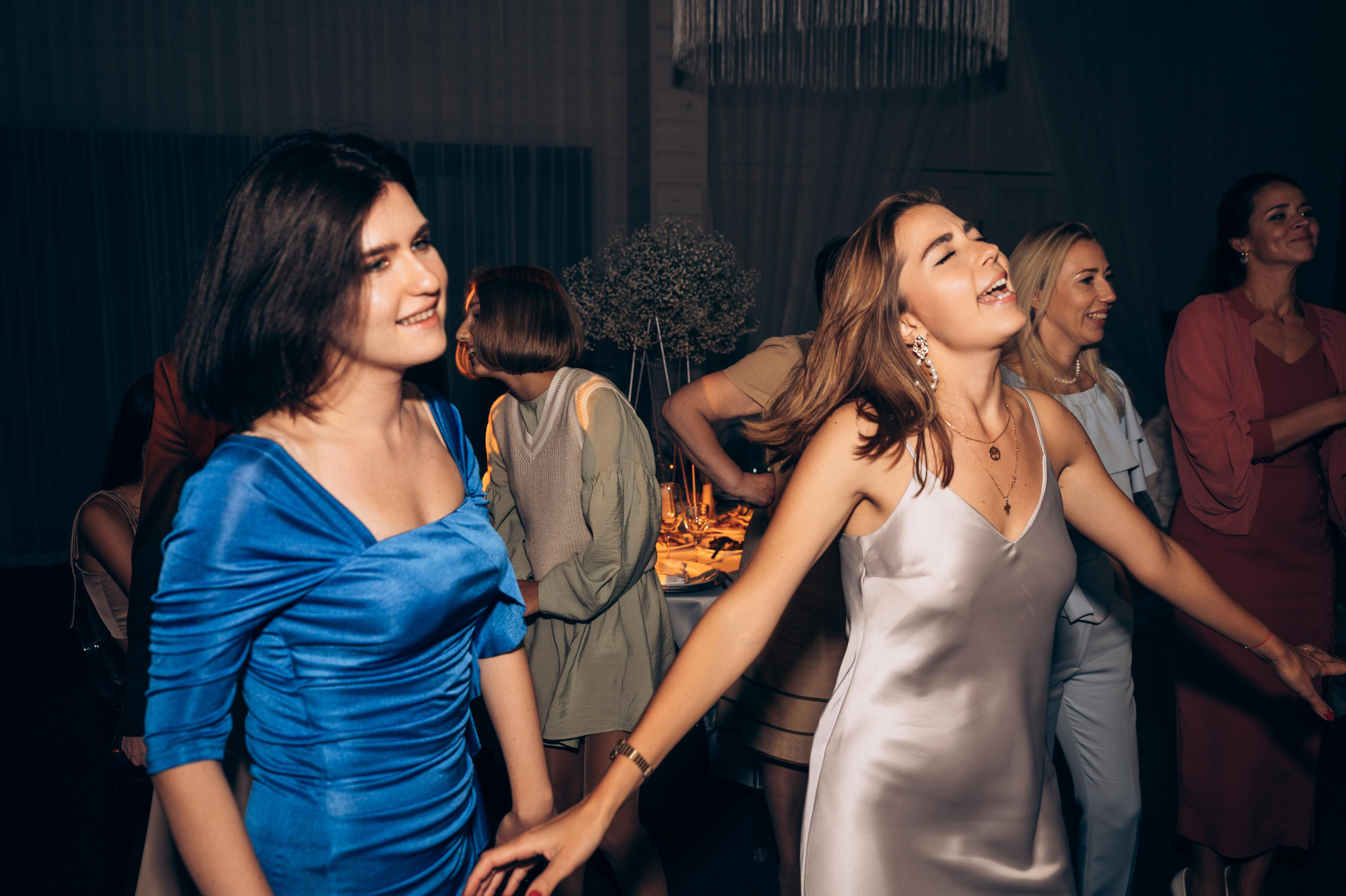 ОДНА СВАДЬБА ПОЛНОСТЬЮ. Свадебный организатор в Ростове-на-Дону Яснов Роман