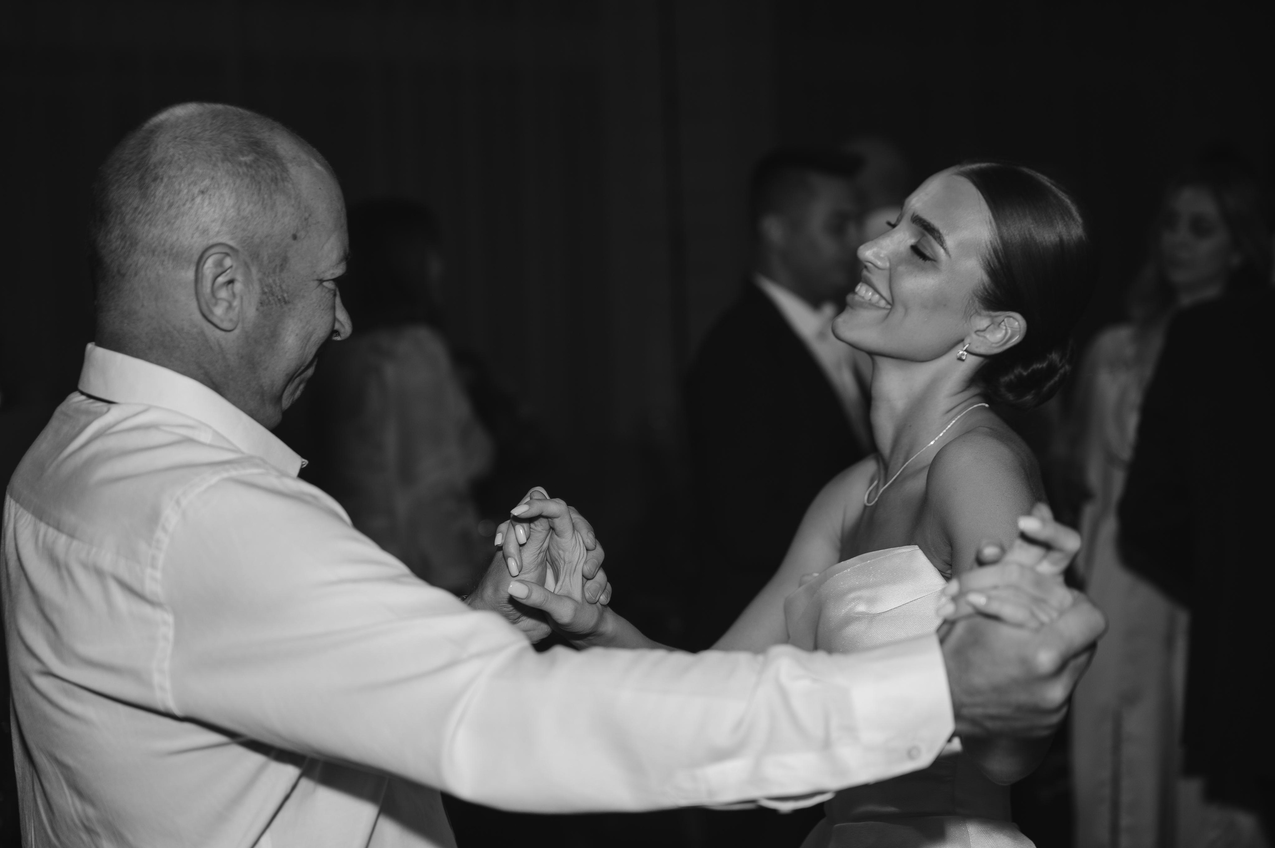 ОДНА СВАДЬБА ПОЛНОСТЬЮ. Свадебный организатор в Ростове-на-Дону Яснов Роман