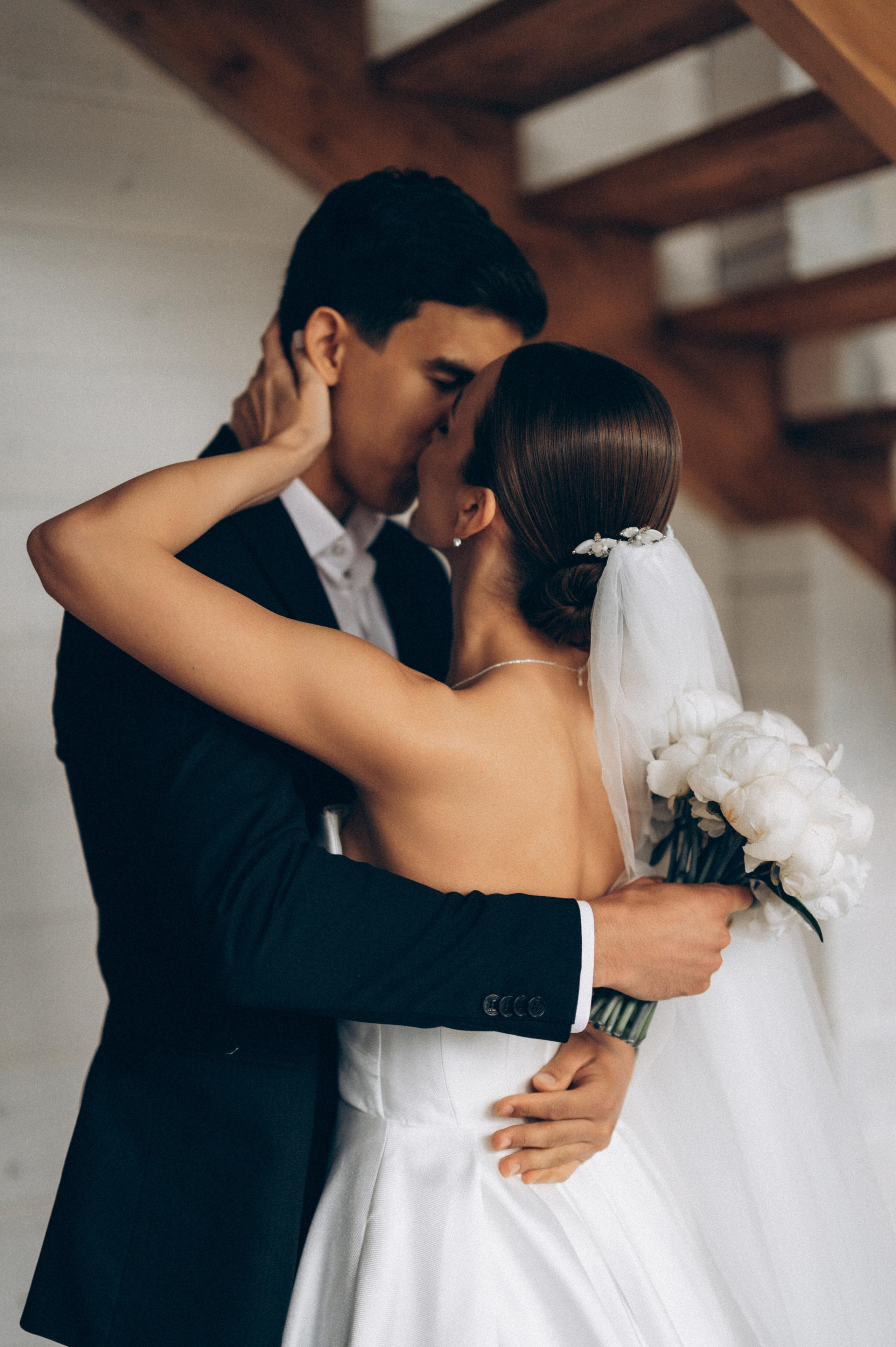 ОДНА СВАДЬБА ПОЛНОСТЬЮ. Свадебный организатор в Ростове-на-Дону Яснов Роман