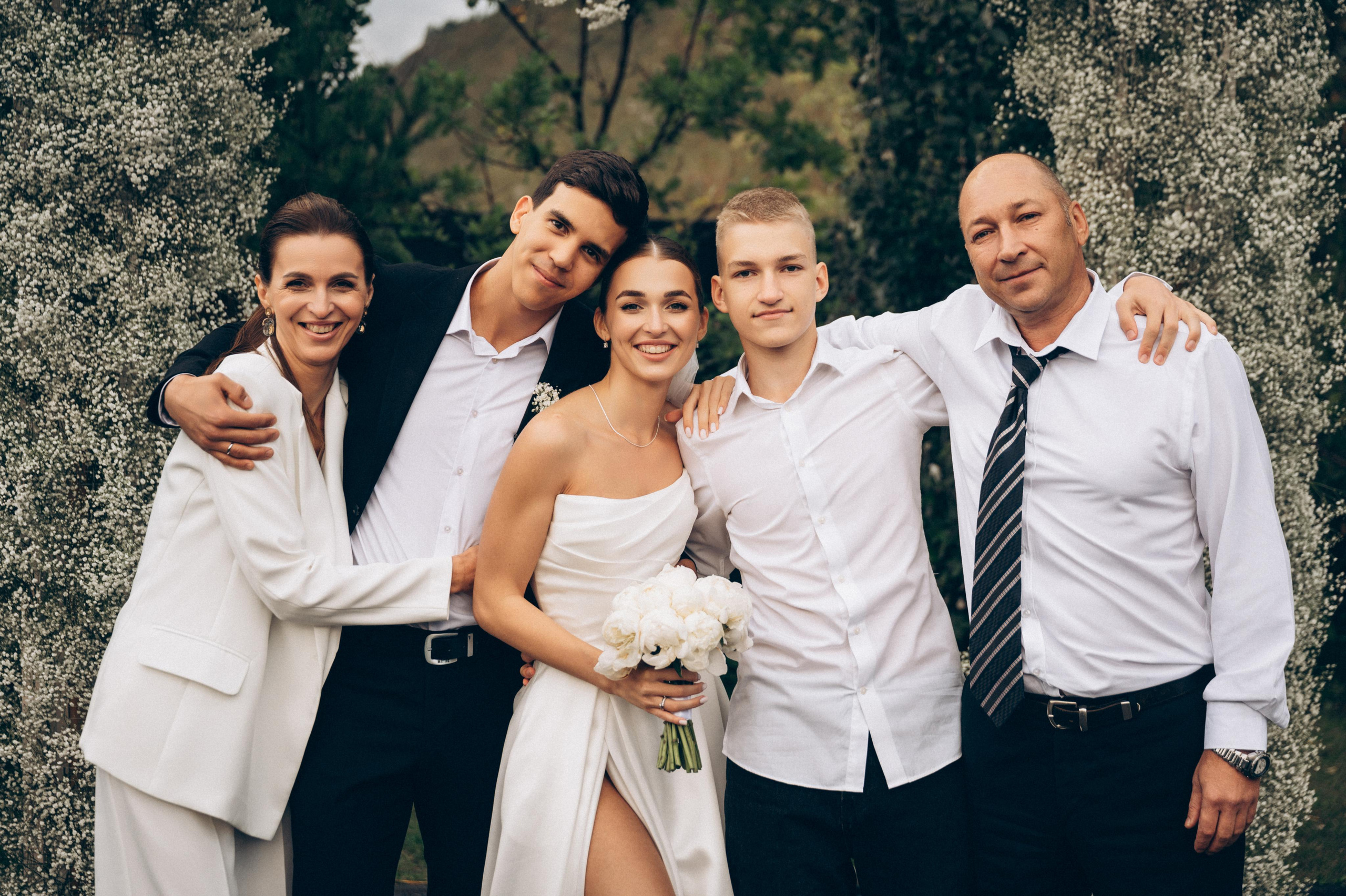 ОДНА СВАДЬБА ПОЛНОСТЬЮ. Свадебный организатор в Ростове-на-Дону Яснов Роман