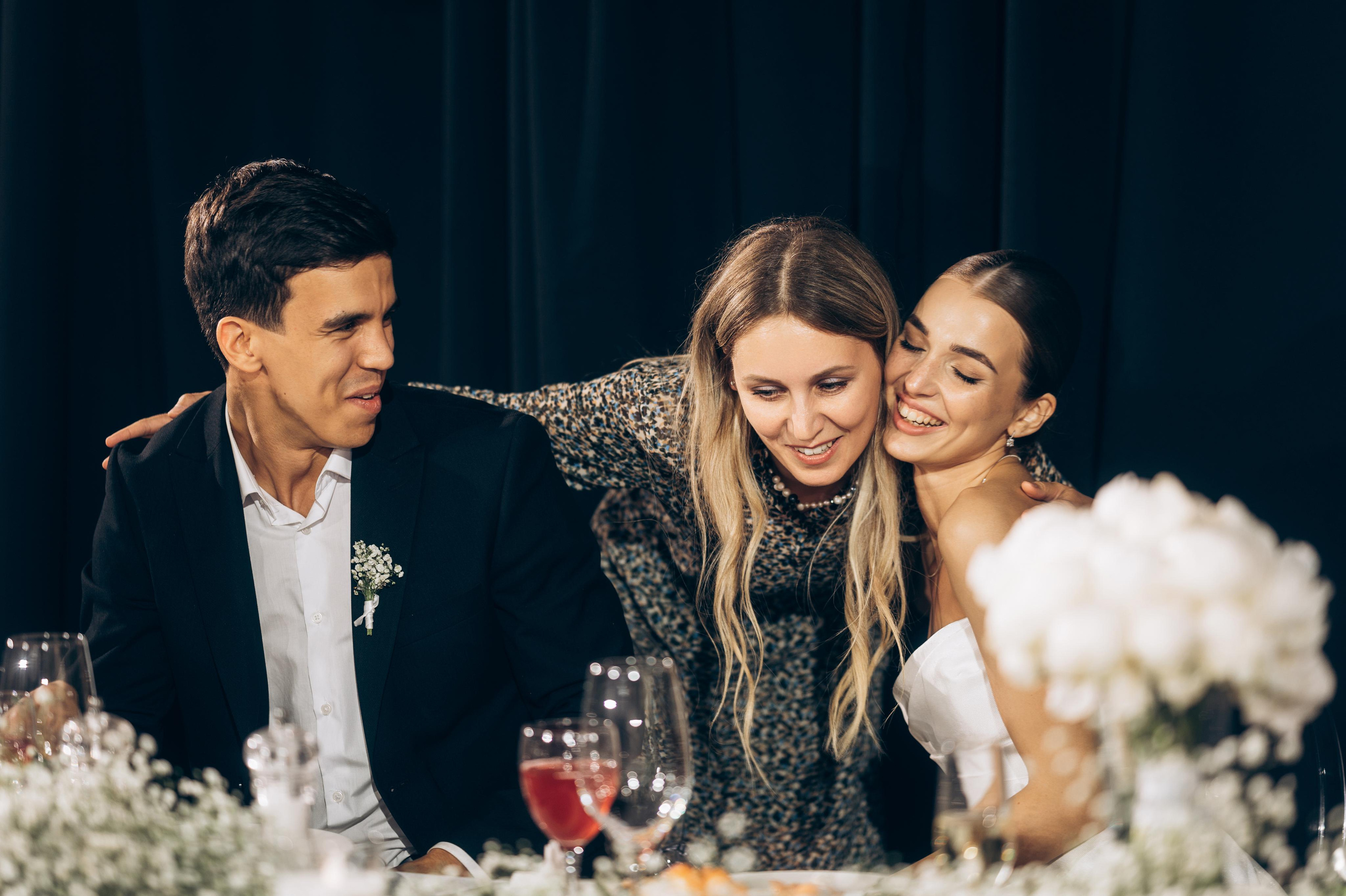 ОДНА СВАДЬБА ПОЛНОСТЬЮ. Свадебный организатор в Ростове-на-Дону Яснов Роман