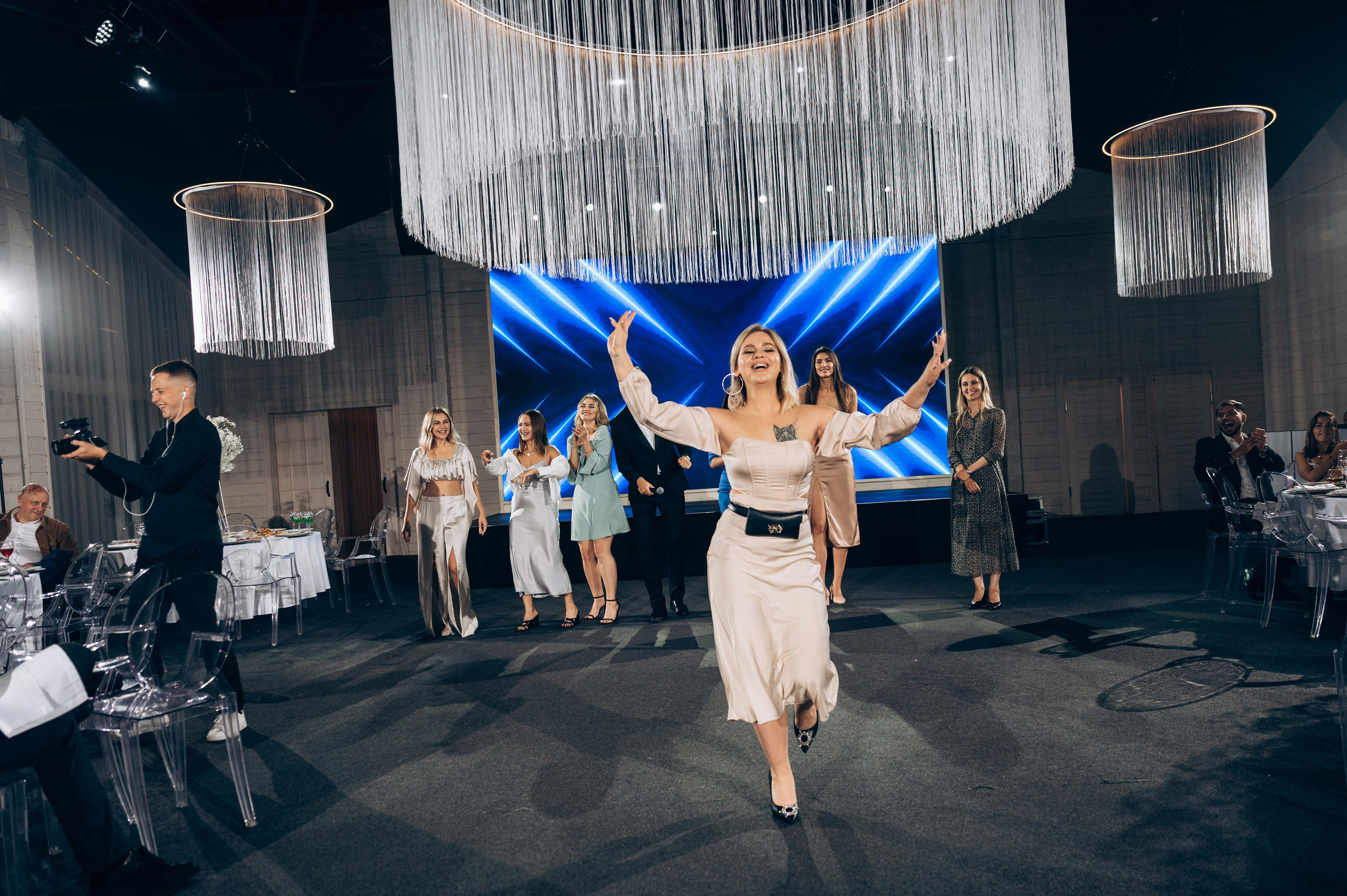 ОДНА СВАДЬБА ПОЛНОСТЬЮ. Свадебный организатор в Ростове-на-Дону Яснов Роман