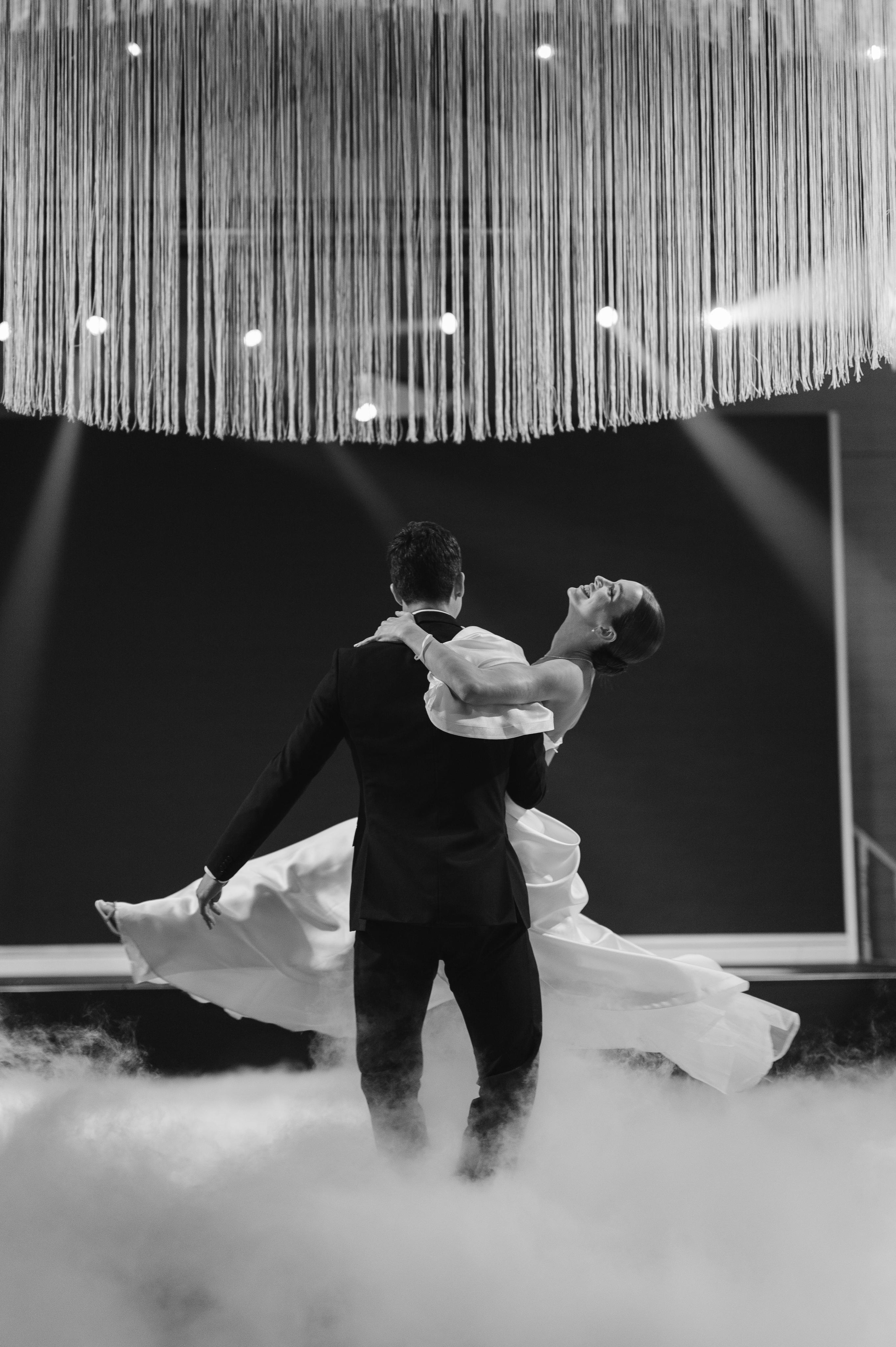 ОДНА СВАДЬБА ПОЛНОСТЬЮ. Свадебный организатор в Ростове-на-Дону Яснов Роман