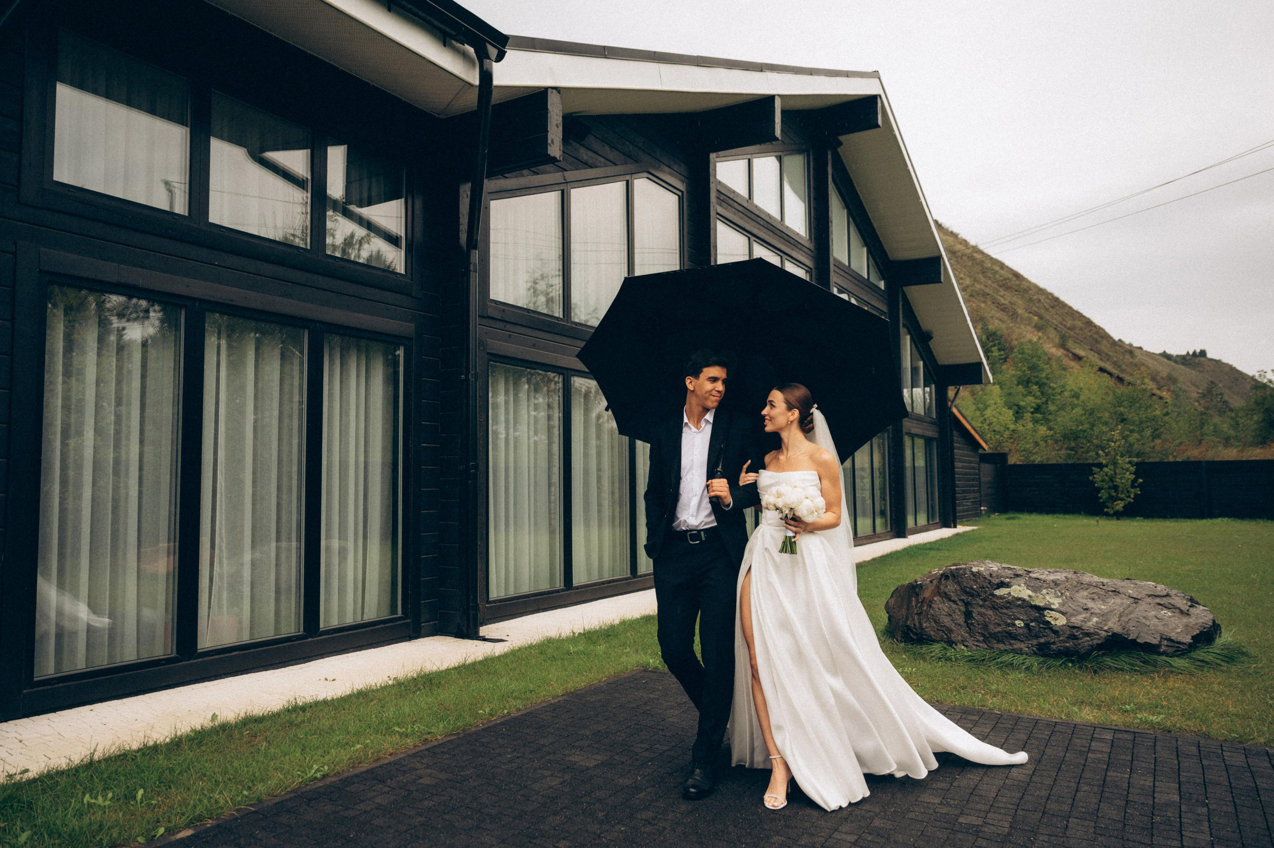 ОДНА СВАДЬБА ПОЛНОСТЬЮ. Свадебный организатор в Ростове-на-Дону Яснов Роман