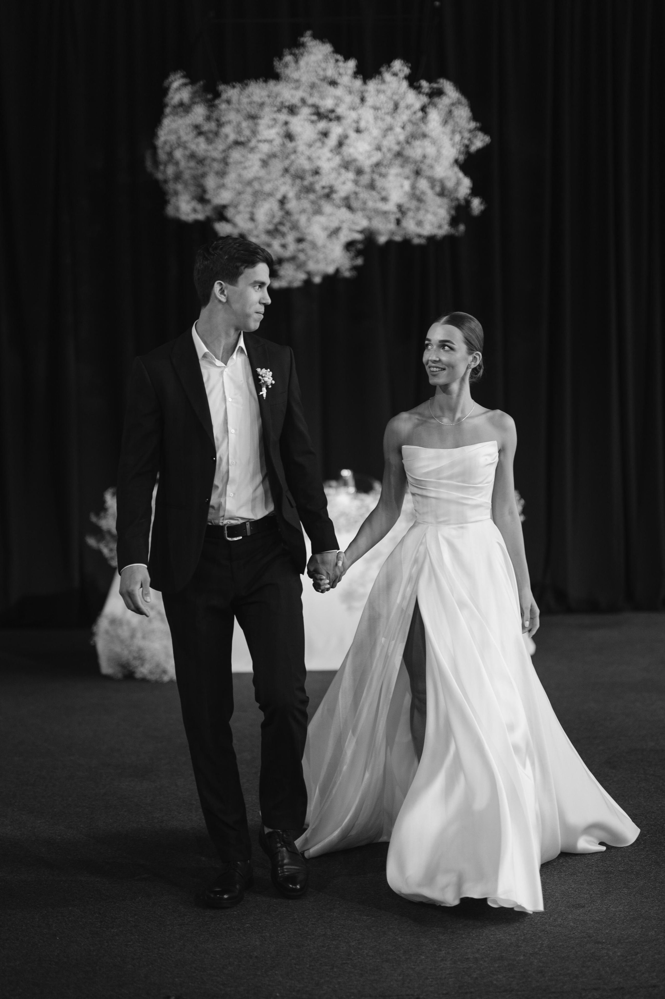 ОДНА СВАДЬБА ПОЛНОСТЬЮ. Свадебный организатор в Ростове-на-Дону Яснов Роман