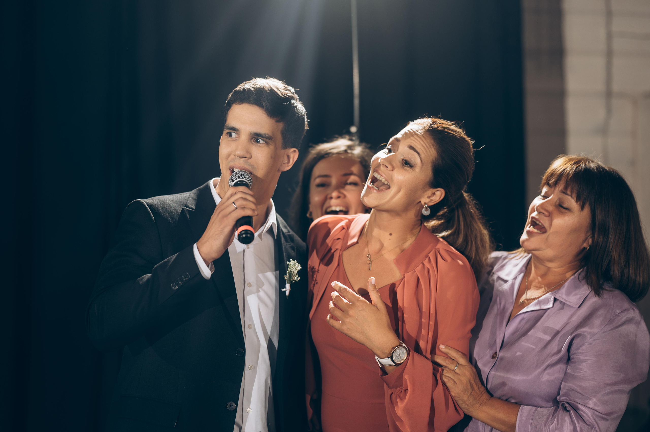 ОДНА СВАДЬБА ПОЛНОСТЬЮ. Свадебный организатор в Ростове-на-Дону Яснов Роман