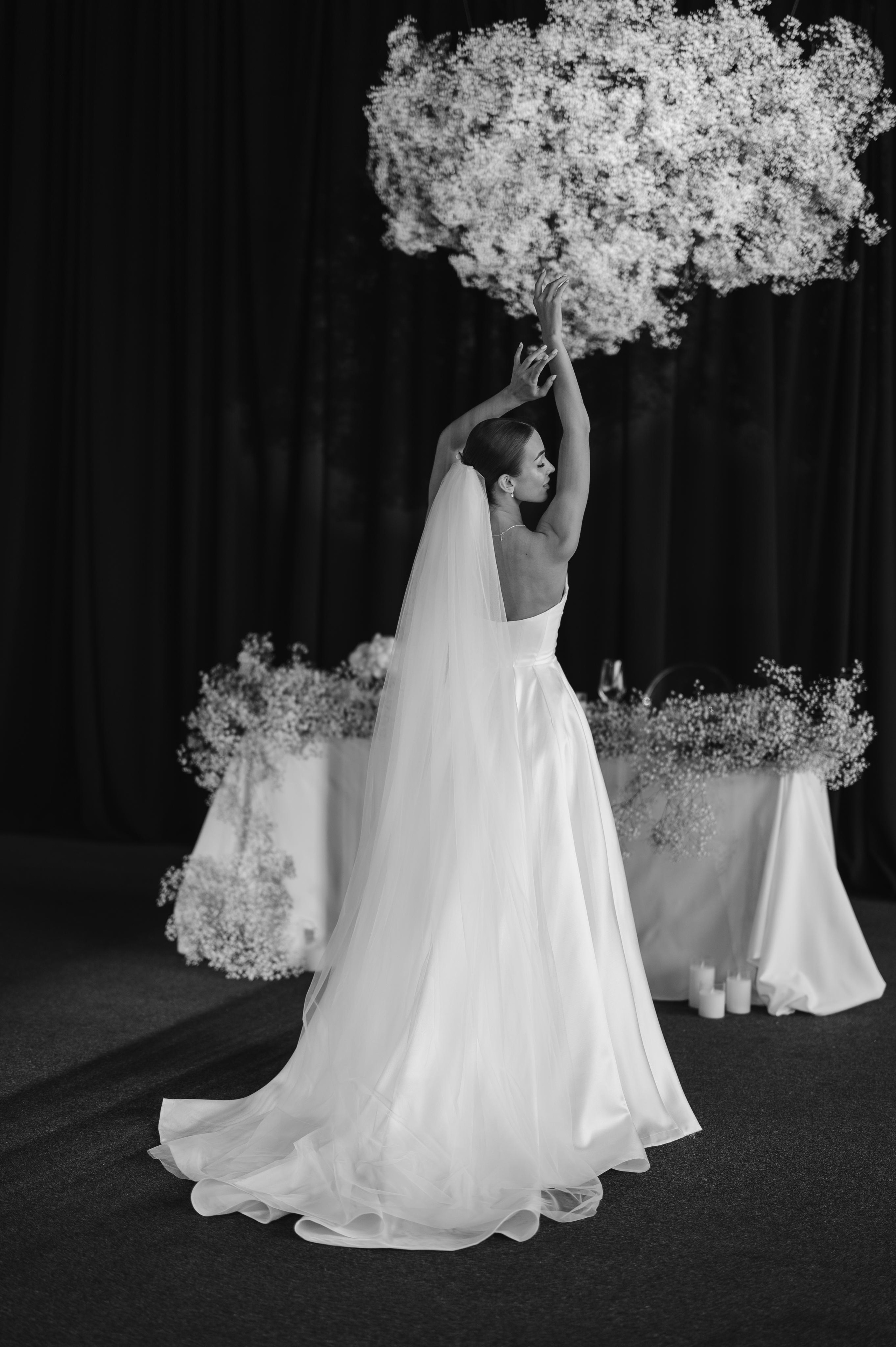 ОДНА СВАДЬБА ПОЛНОСТЬЮ. Свадебный организатор в Ростове-на-Дону Яснов Роман