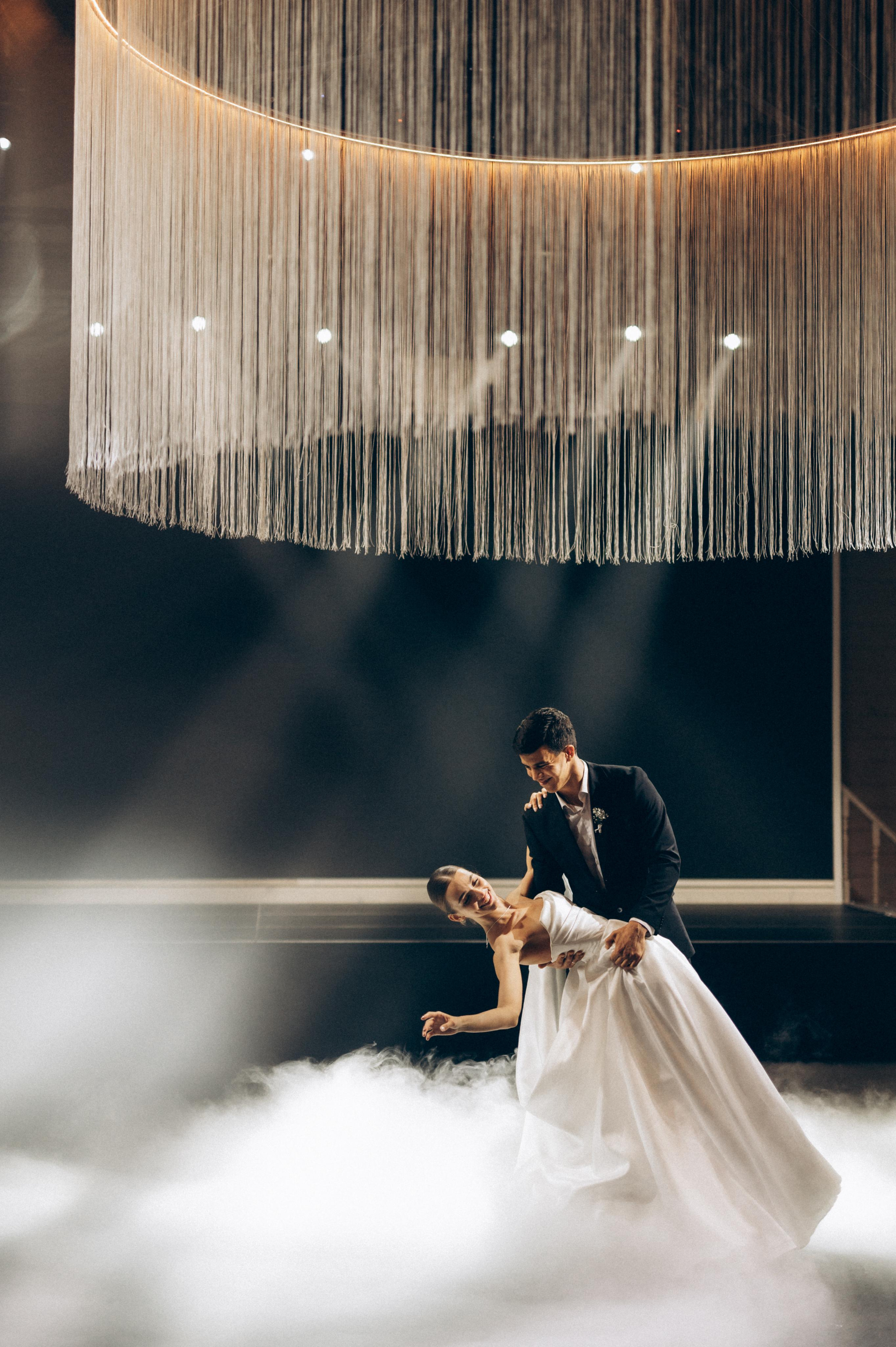 ОДНА СВАДЬБА ПОЛНОСТЬЮ. Свадебный организатор в Ростове-на-Дону Яснов Роман