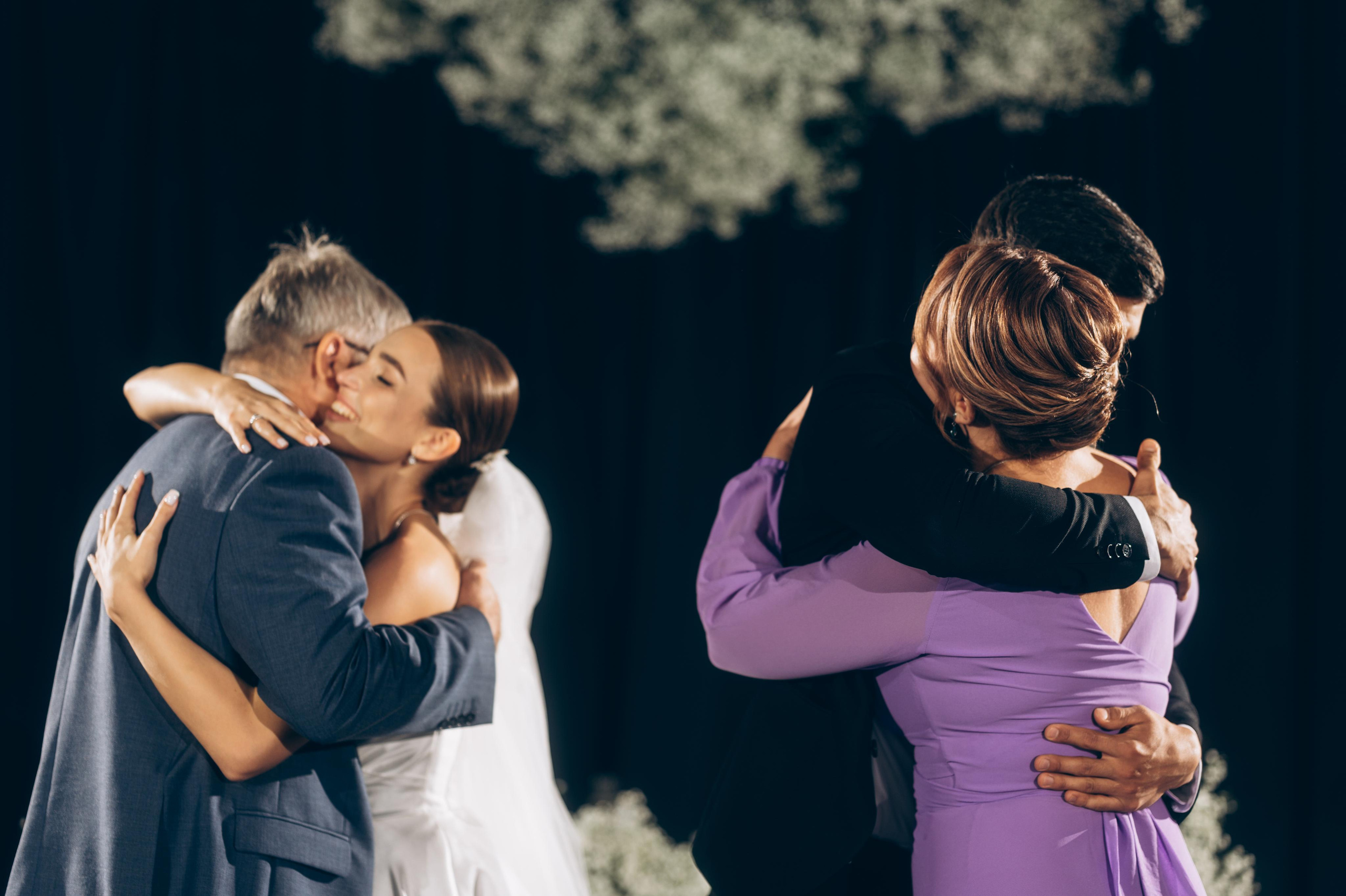 ОДНА СВАДЬБА ПОЛНОСТЬЮ. Свадебный организатор в Ростове-на-Дону Яснов Роман