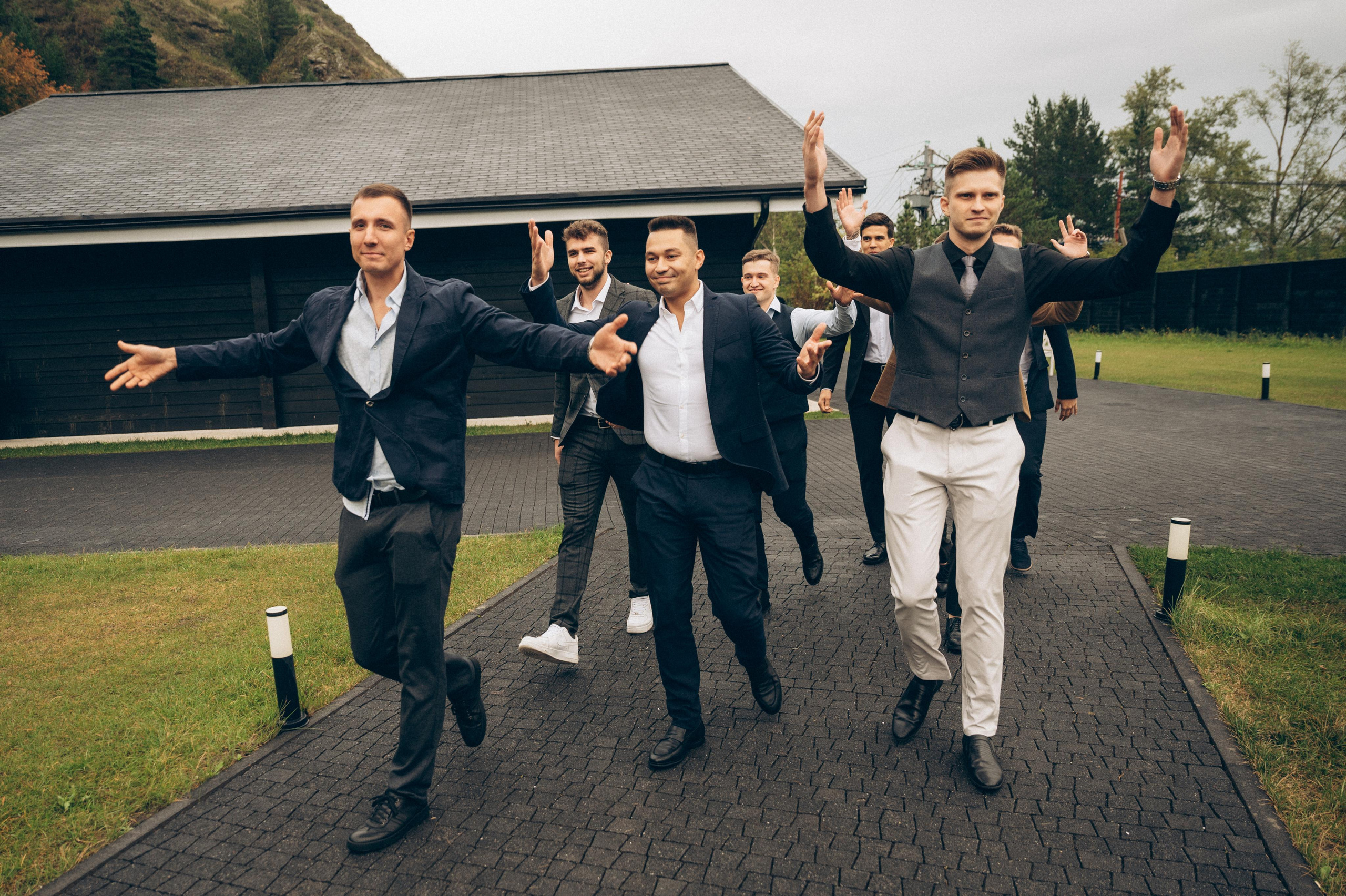 ОДНА СВАДЬБА ПОЛНОСТЬЮ. Свадебный организатор в Ростове-на-Дону Яснов Роман