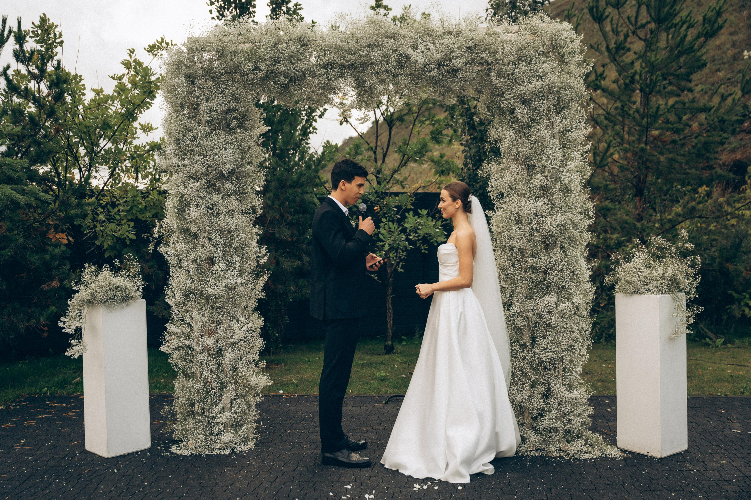 ОДНА СВАДЬБА ПОЛНОСТЬЮ. Свадебный организатор в Ростове-на-Дону Яснов Роман