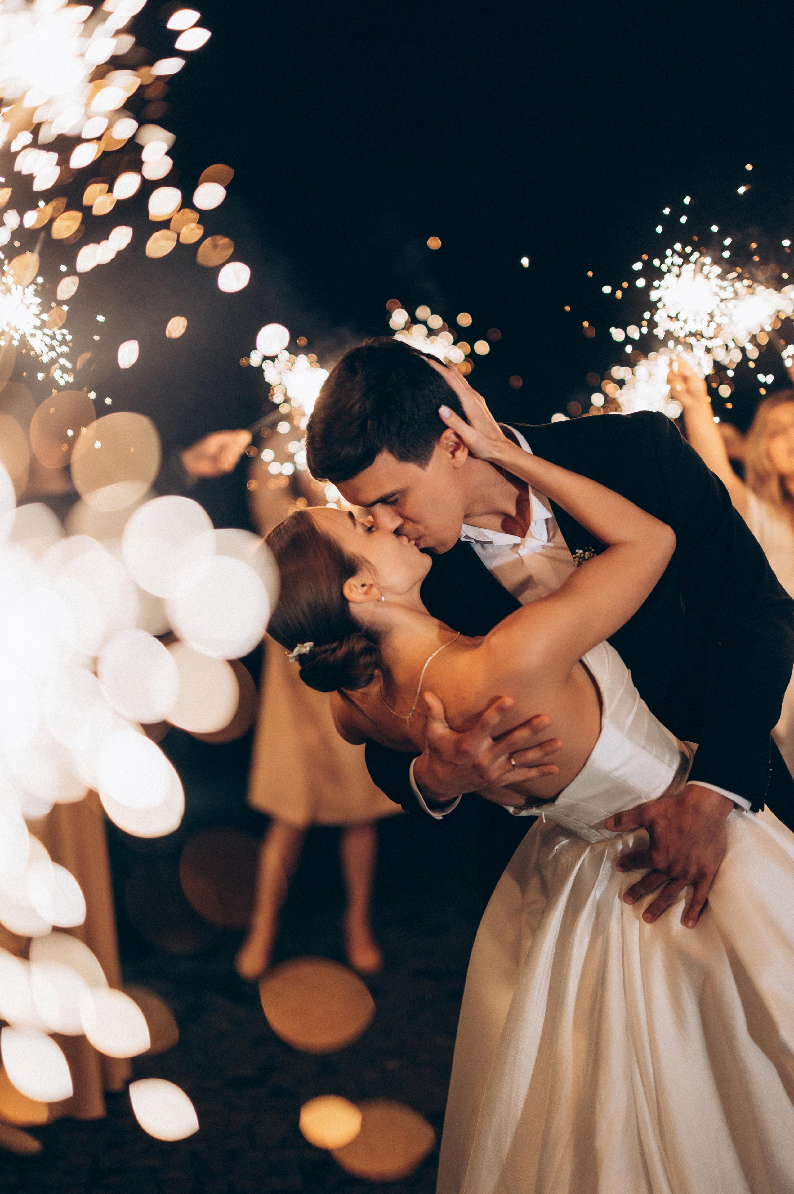 ОДНА СВАДЬБА ПОЛНОСТЬЮ. Свадебный организатор в Ростове-на-Дону Яснов Роман