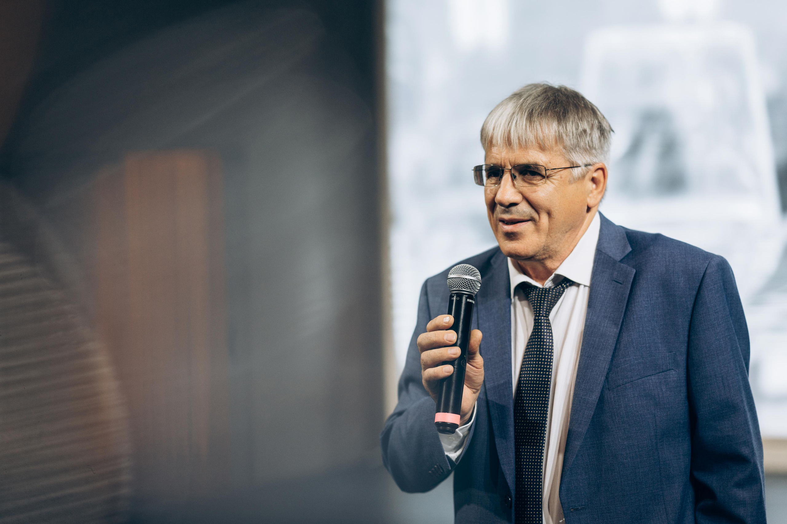 ОДНА СВАДЬБА ПОЛНОСТЬЮ. Свадебный организатор в Ростове-на-Дону Яснов Роман