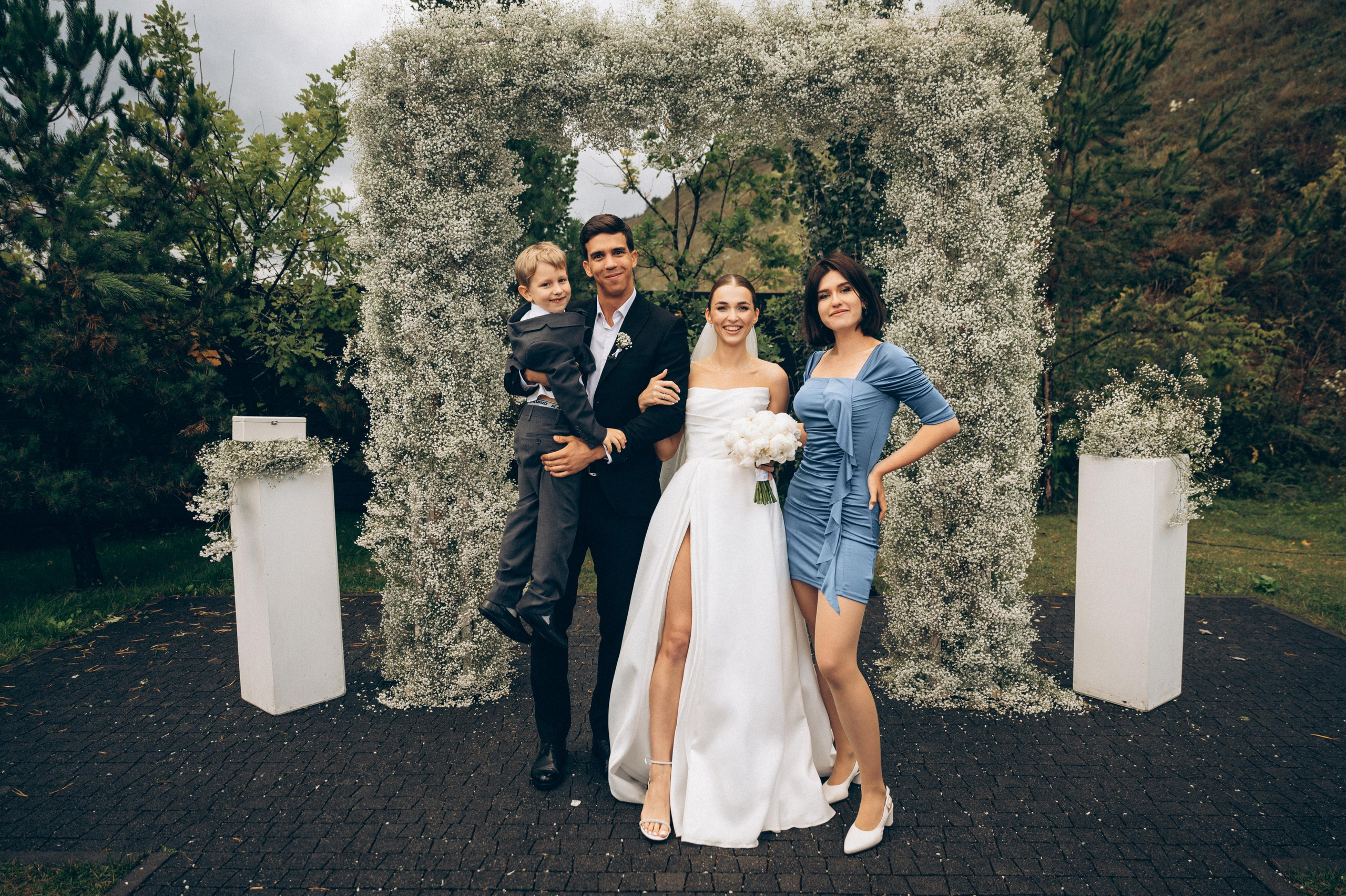 ОДНА СВАДЬБА ПОЛНОСТЬЮ. Свадебный организатор в Ростове-на-Дону Яснов Роман