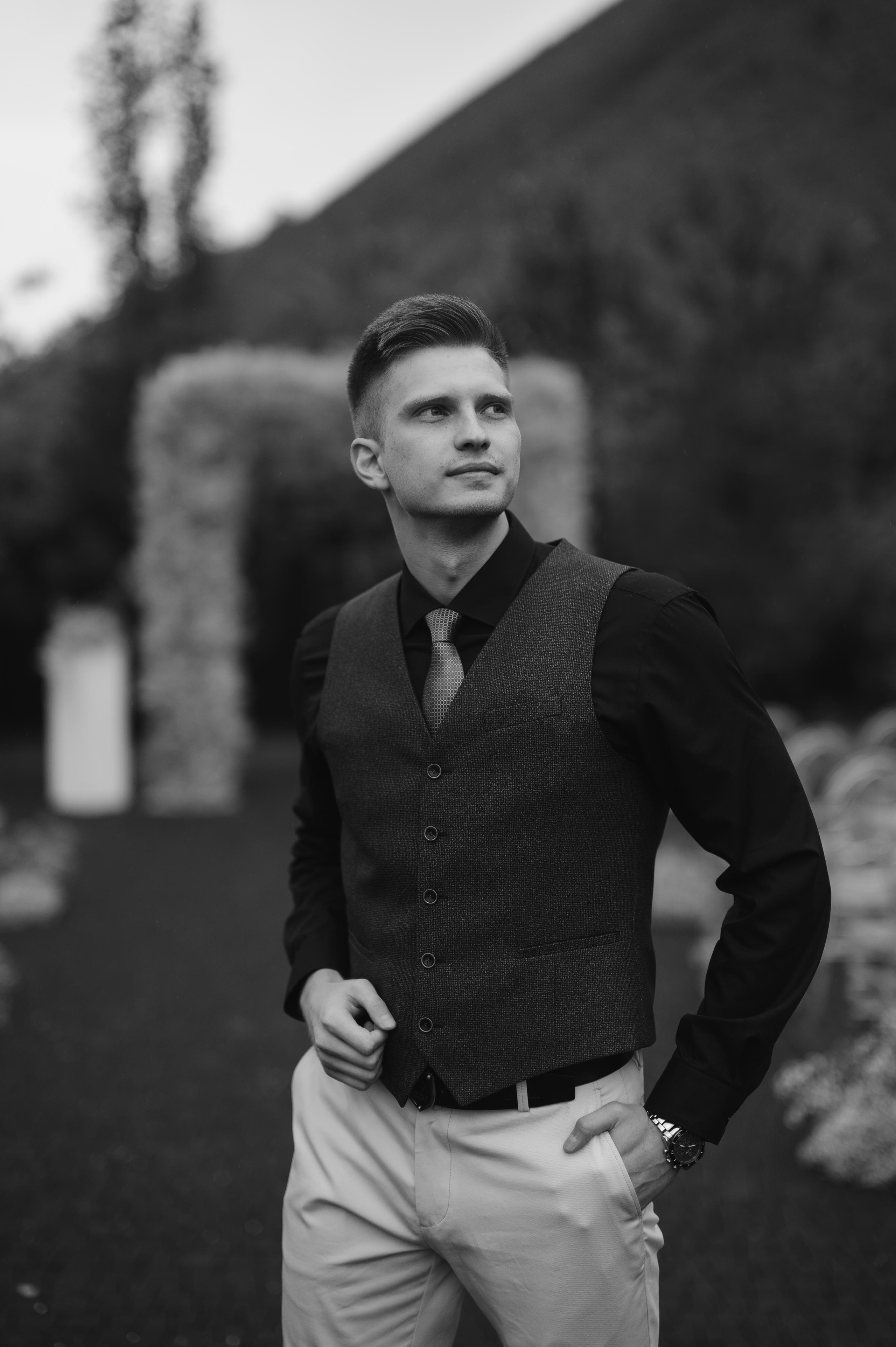 ОДНА СВАДЬБА ПОЛНОСТЬЮ. Свадебный организатор в Ростове-на-Дону Яснов Роман