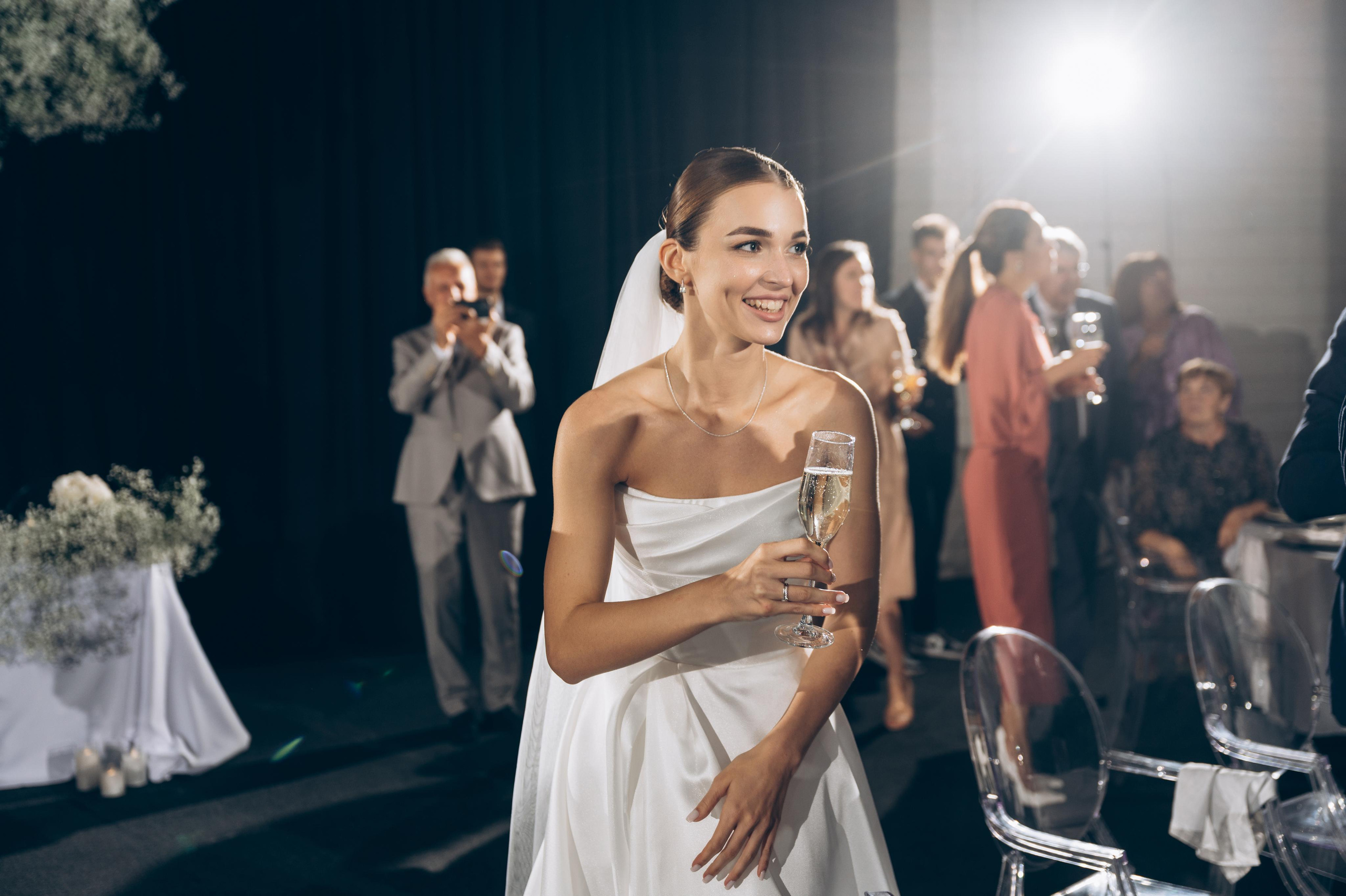 ОДНА СВАДЬБА ПОЛНОСТЬЮ. Свадебный организатор в Ростове-на-Дону Яснов Роман