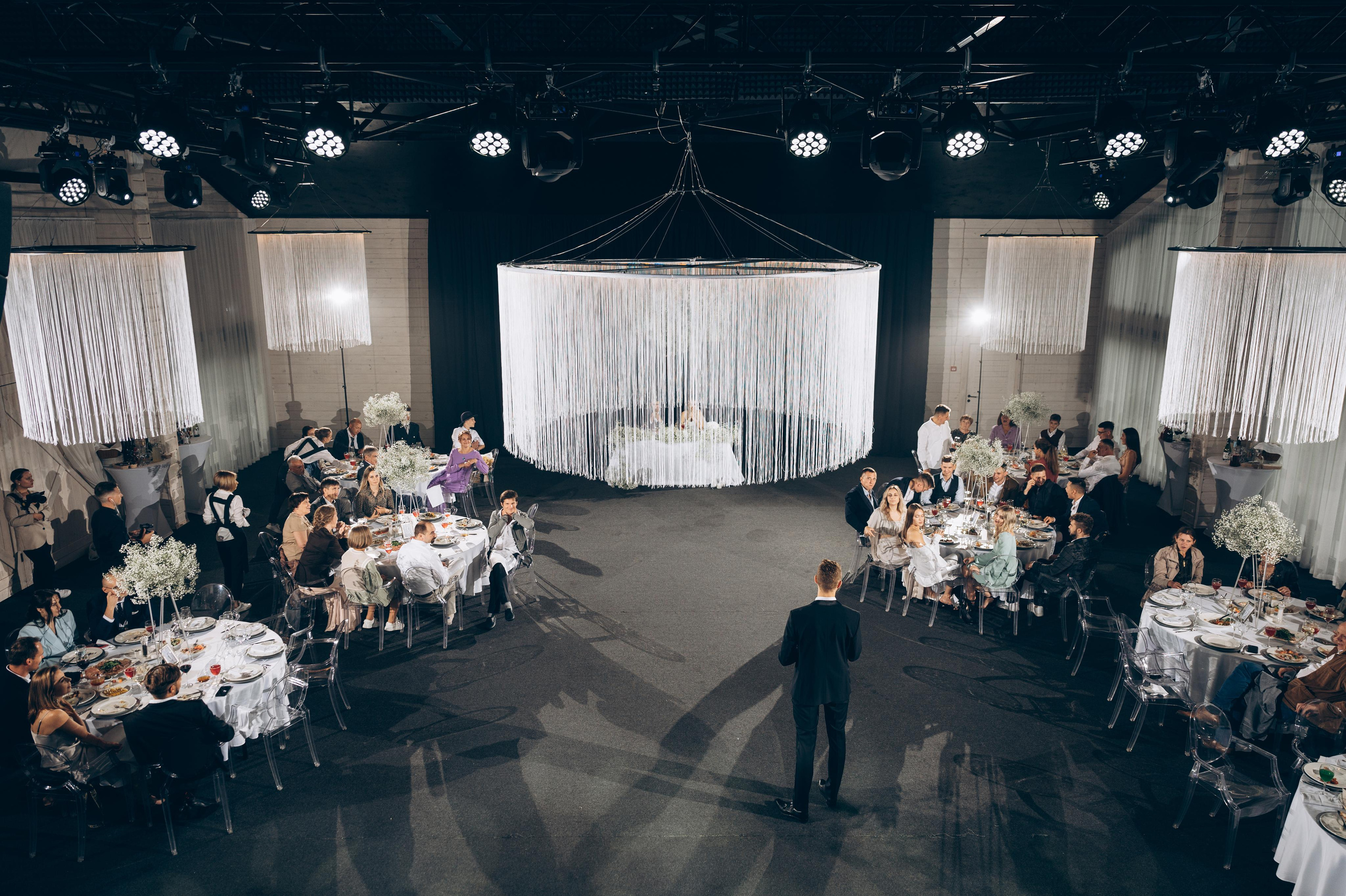 ОДНА СВАДЬБА ПОЛНОСТЬЮ. Свадебный организатор в Ростове-на-Дону Яснов Роман