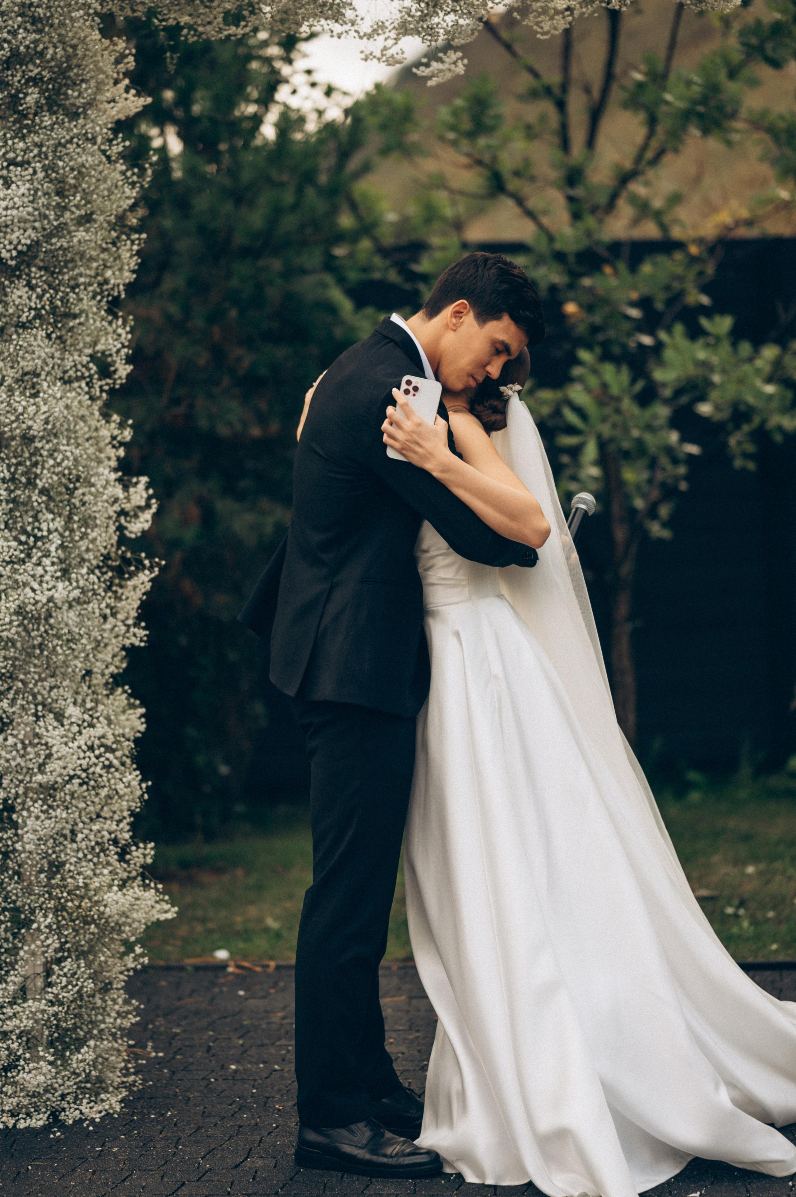 ОДНА СВАДЬБА ПОЛНОСТЬЮ. Свадебный организатор в Ростове-на-Дону Яснов Роман