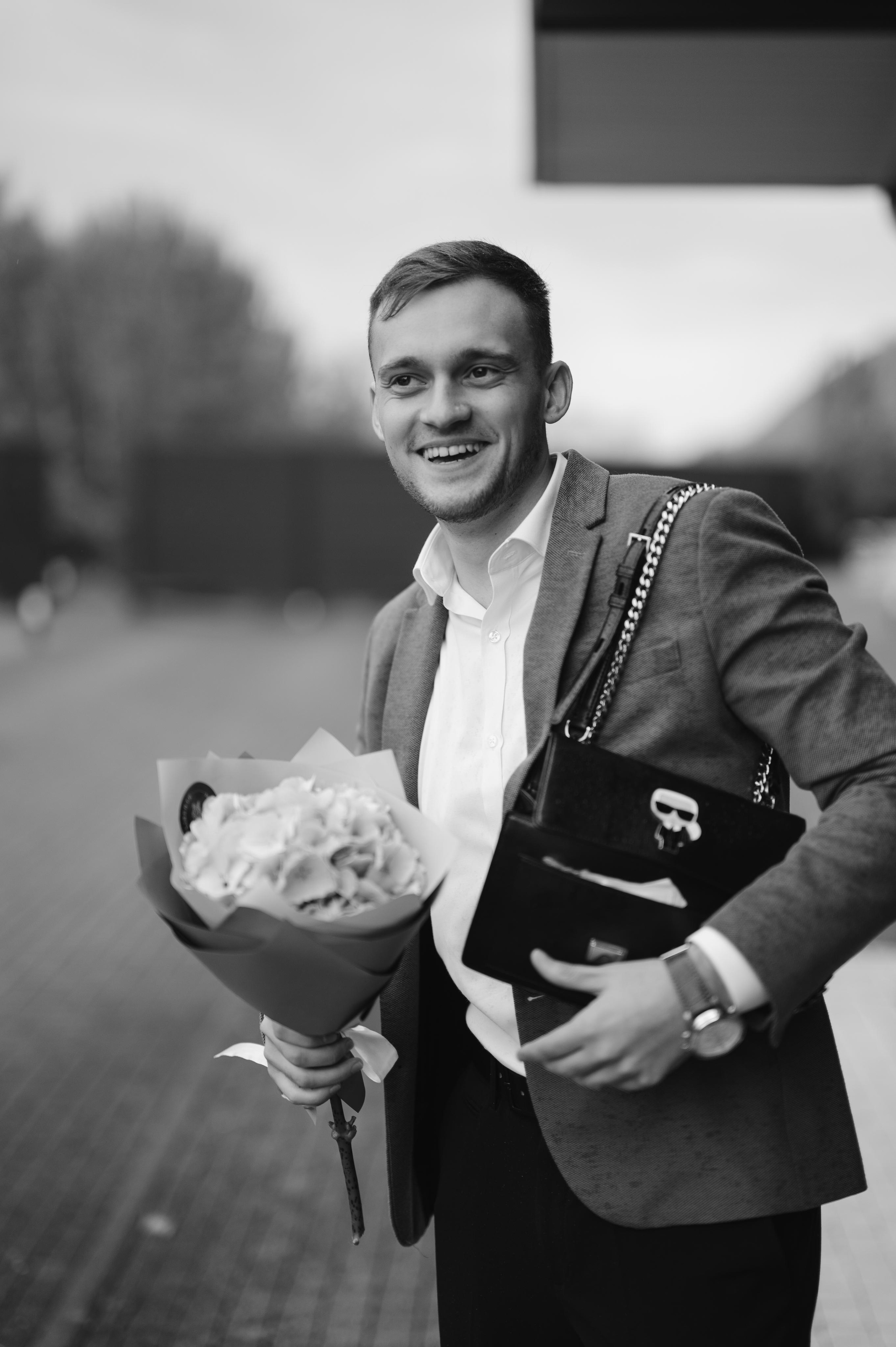 ОДНА СВАДЬБА ПОЛНОСТЬЮ. Свадебный организатор в Ростове-на-Дону Яснов Роман