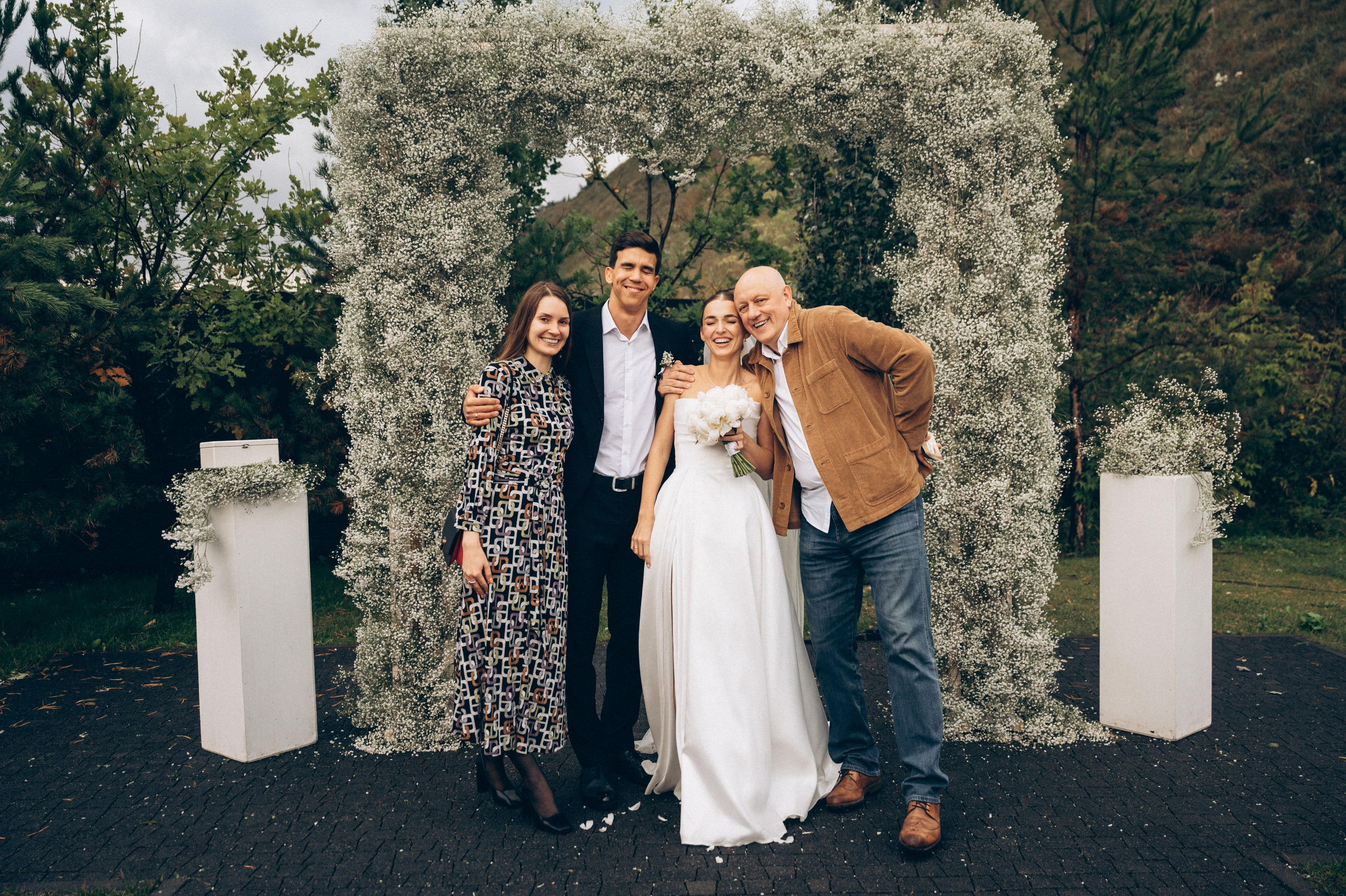 ОДНА СВАДЬБА ПОЛНОСТЬЮ. Свадебный организатор в Ростове-на-Дону Яснов Роман