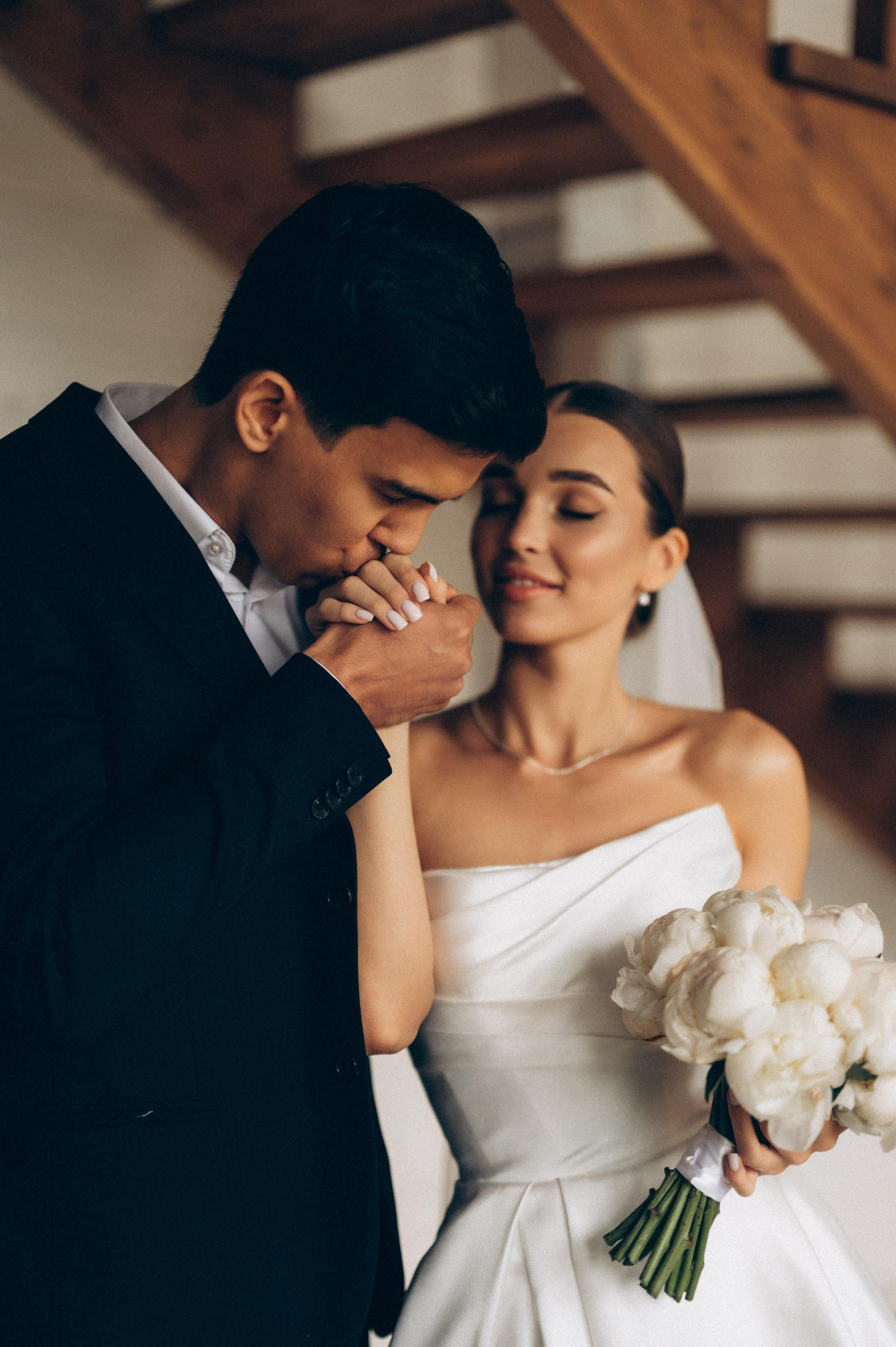 ОДНА СВАДЬБА ПОЛНОСТЬЮ. Свадебный организатор в Ростове-на-Дону Яснов Роман