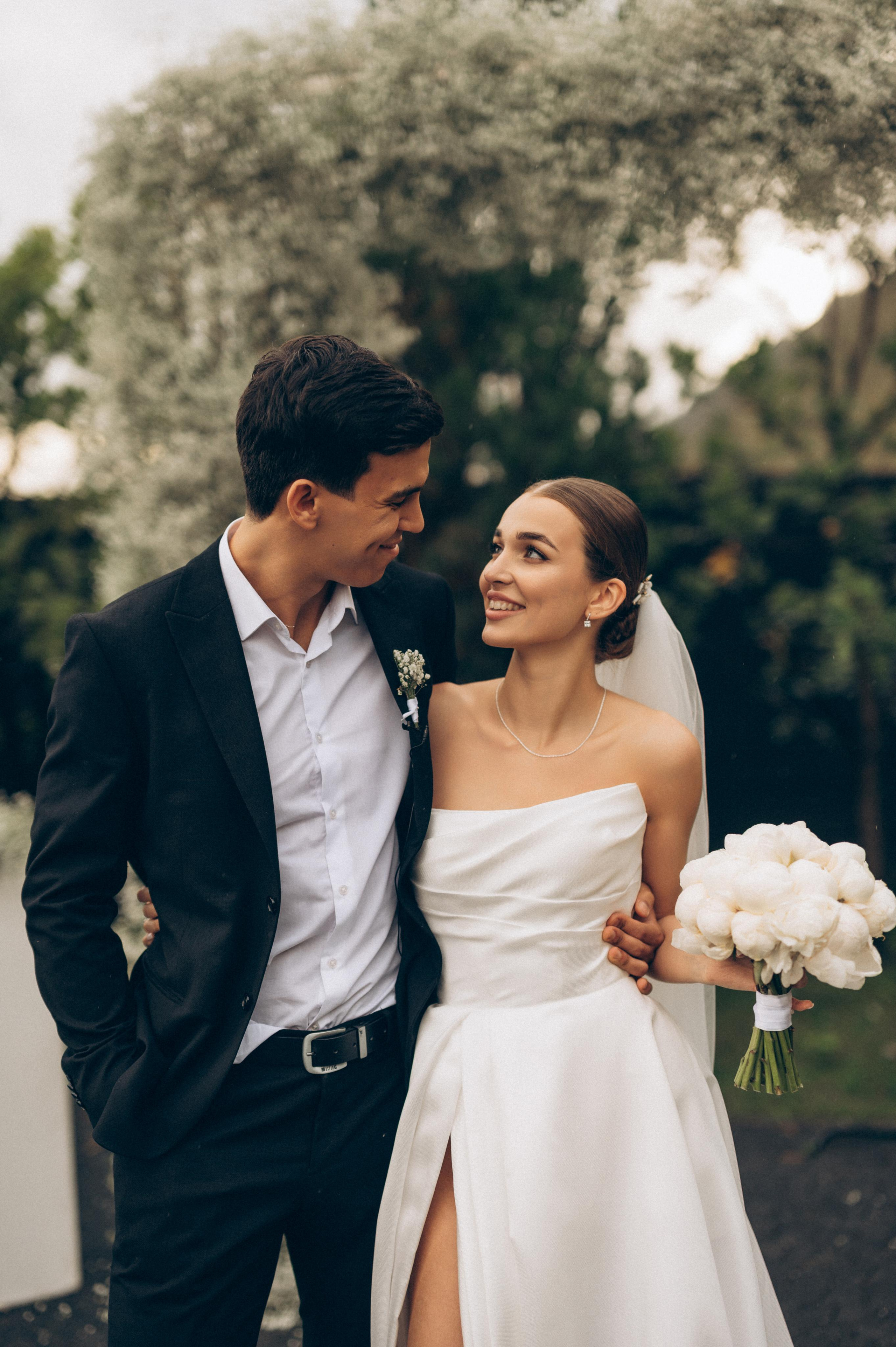 ОДНА СВАДЬБА ПОЛНОСТЬЮ. Свадебный организатор в Ростове-на-Дону Яснов Роман