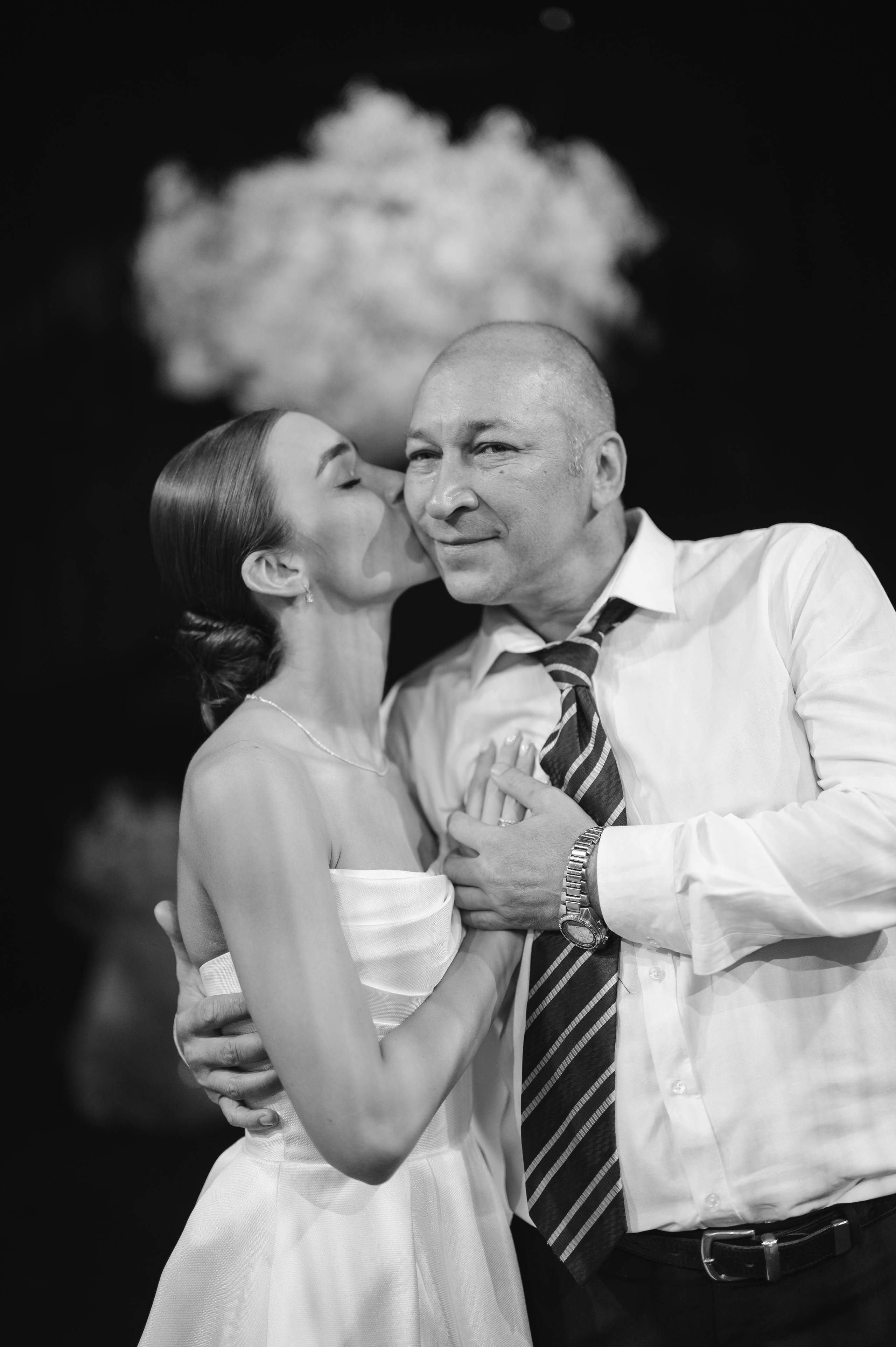 ОДНА СВАДЬБА ПОЛНОСТЬЮ. Свадебный организатор в Ростове-на-Дону Яснов Роман