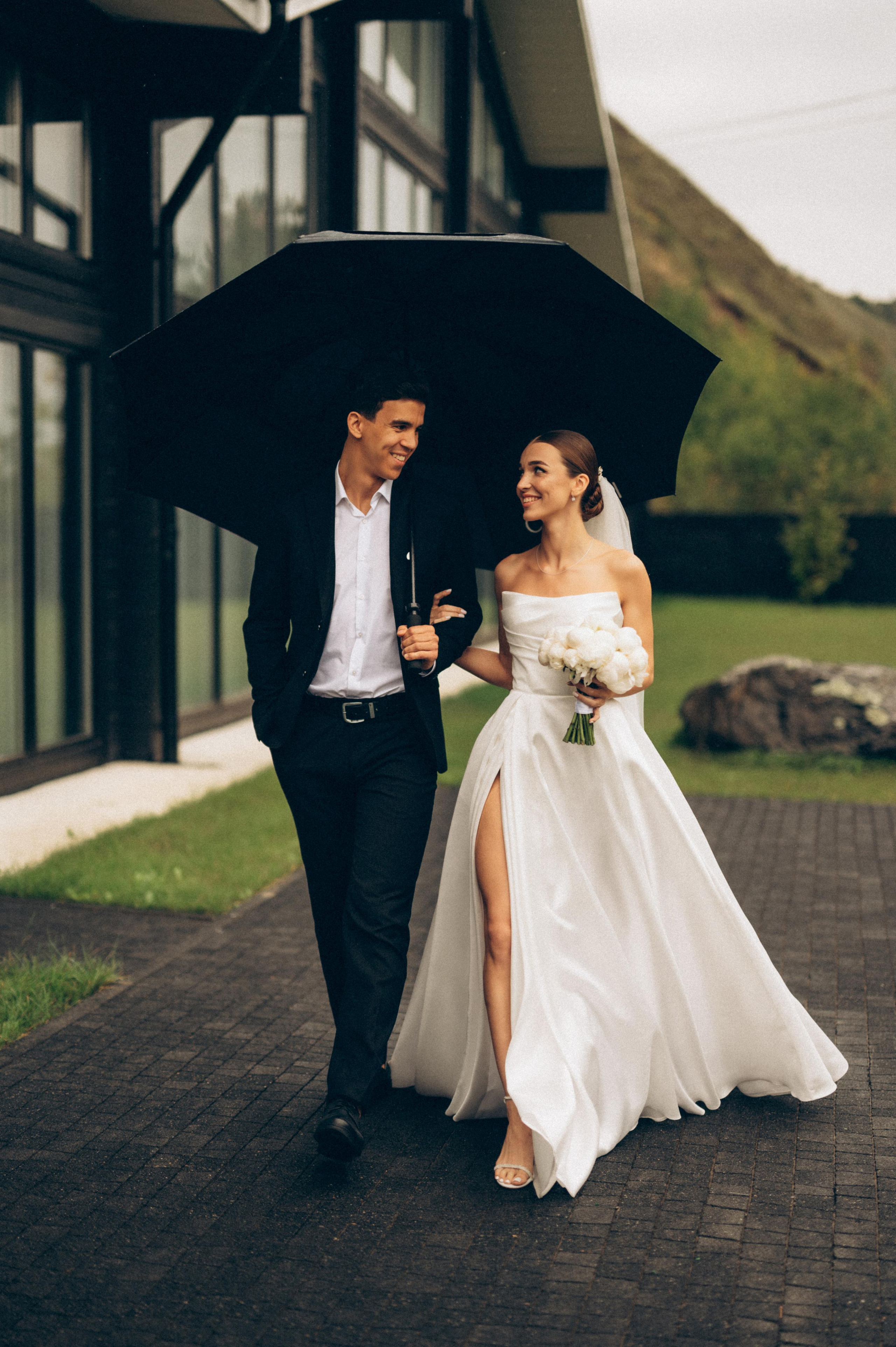 ОДНА СВАДЬБА ПОЛНОСТЬЮ. Свадебный организатор в Ростове-на-Дону Яснов Роман