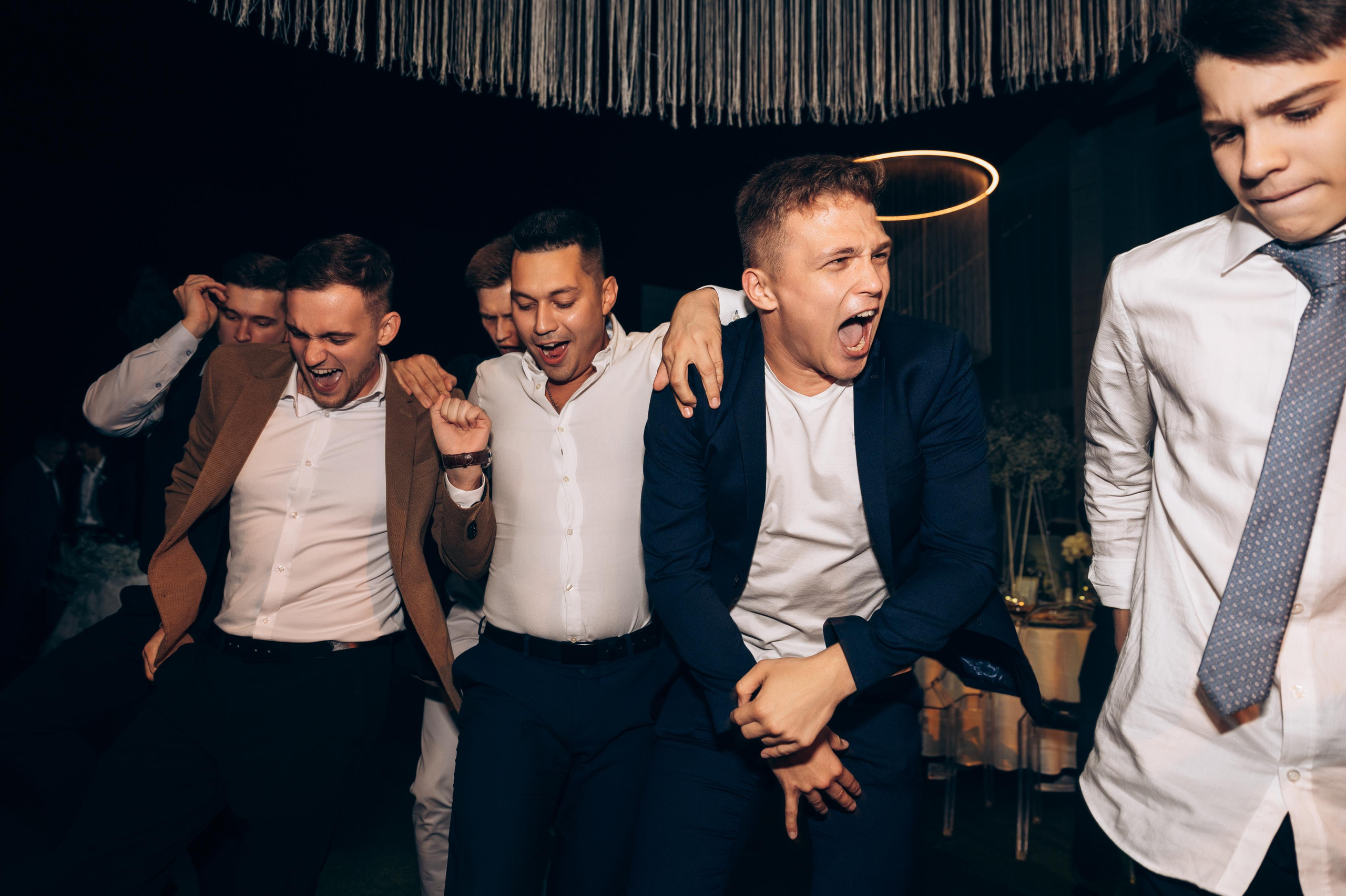 ОДНА СВАДЬБА ПОЛНОСТЬЮ. Свадебный организатор в Ростове-на-Дону Яснов Роман