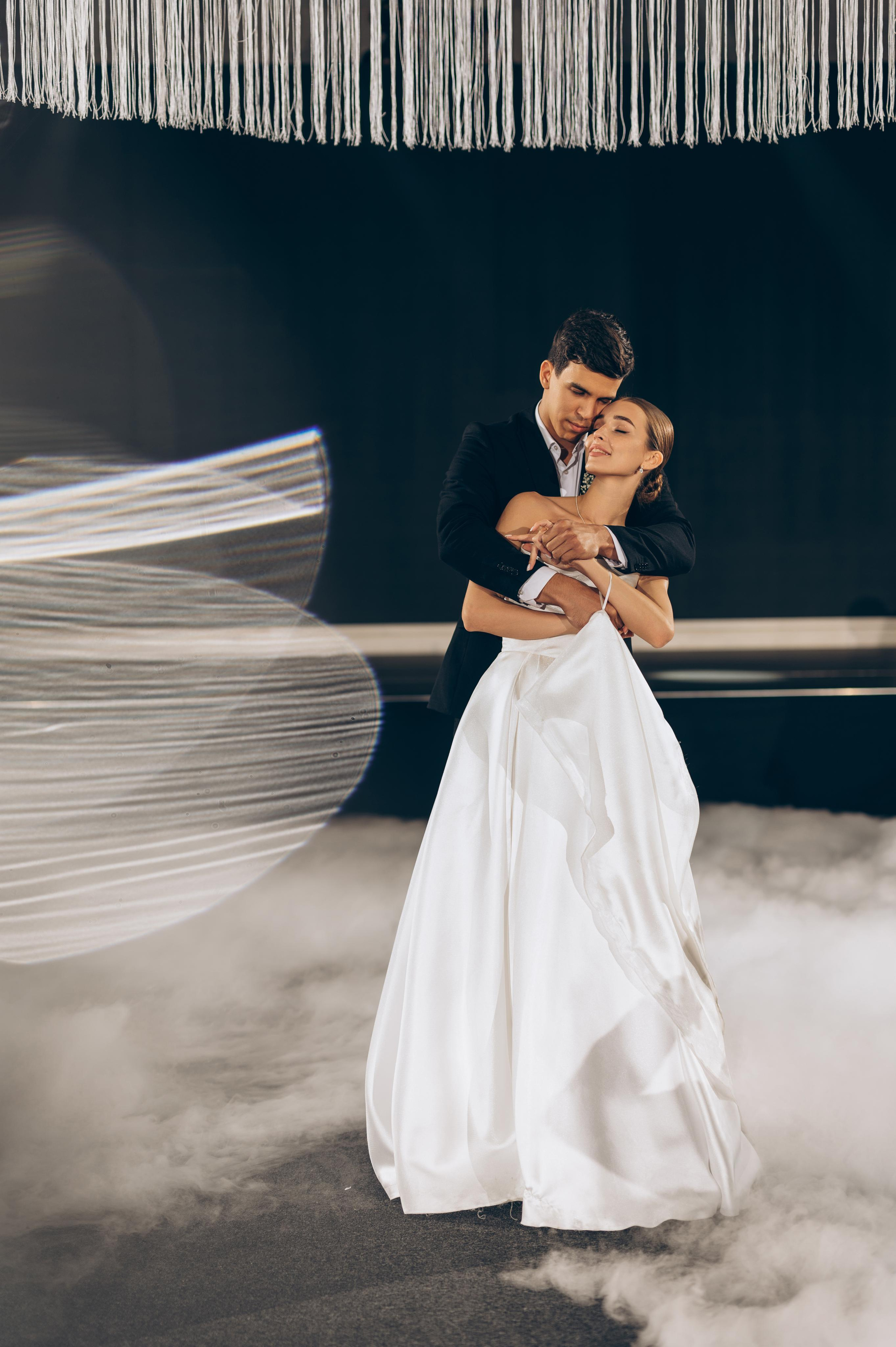 ОДНА СВАДЬБА ПОЛНОСТЬЮ. Свадебный организатор в Ростове-на-Дону Яснов Роман