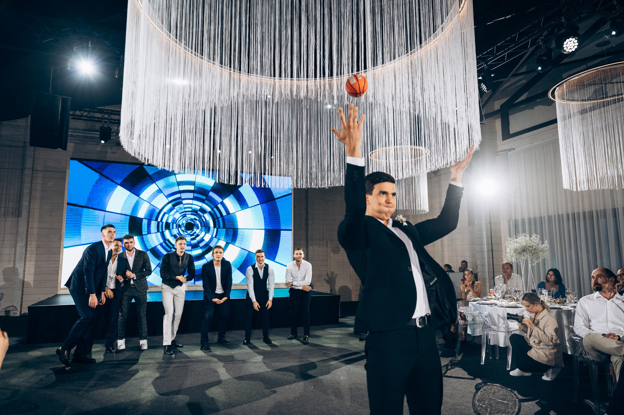 ОДНА СВАДЬБА ПОЛНОСТЬЮ. Свадебный организатор в Ростове-на-Дону Яснов Роман