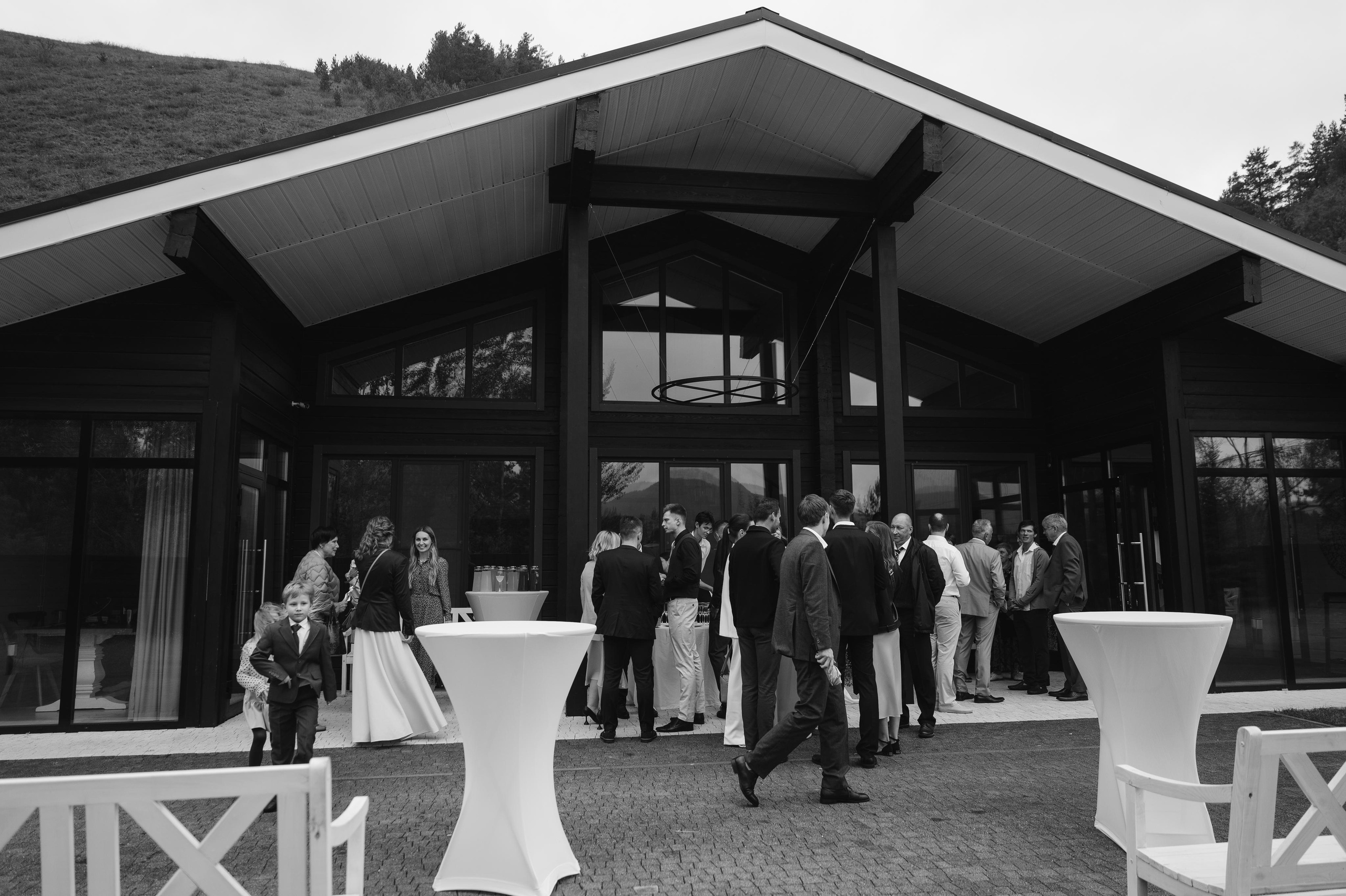 ОДНА СВАДЬБА ПОЛНОСТЬЮ. Свадебный организатор в Ростове-на-Дону Яснов Роман