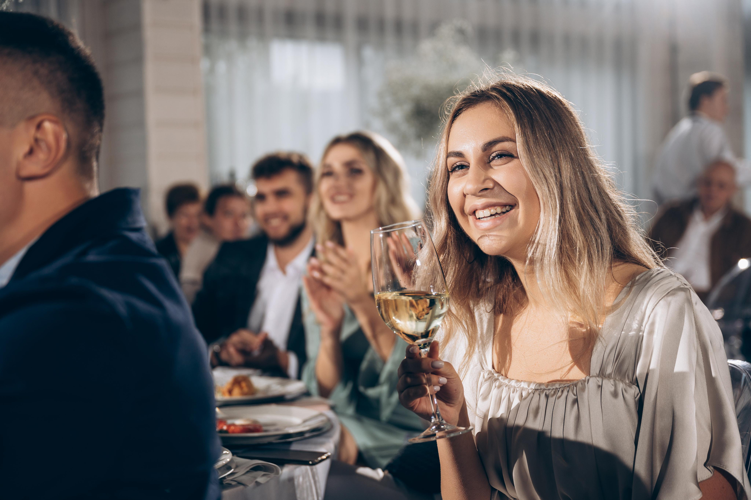 ОДНА СВАДЬБА ПОЛНОСТЬЮ. Свадебный организатор в Ростове-на-Дону Яснов Роман