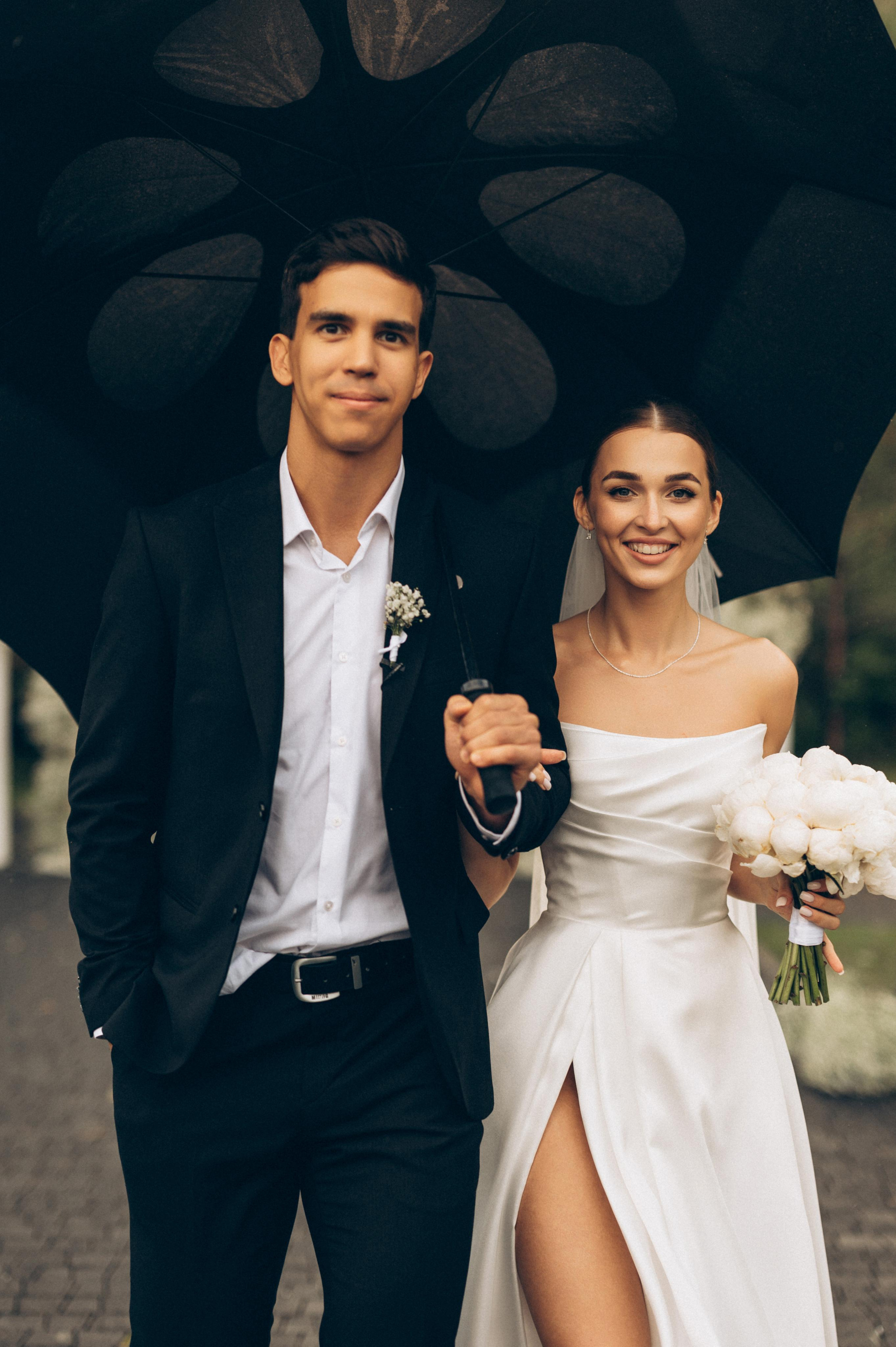 ОДНА СВАДЬБА ПОЛНОСТЬЮ. Свадебный организатор в Ростове-на-Дону Яснов Роман