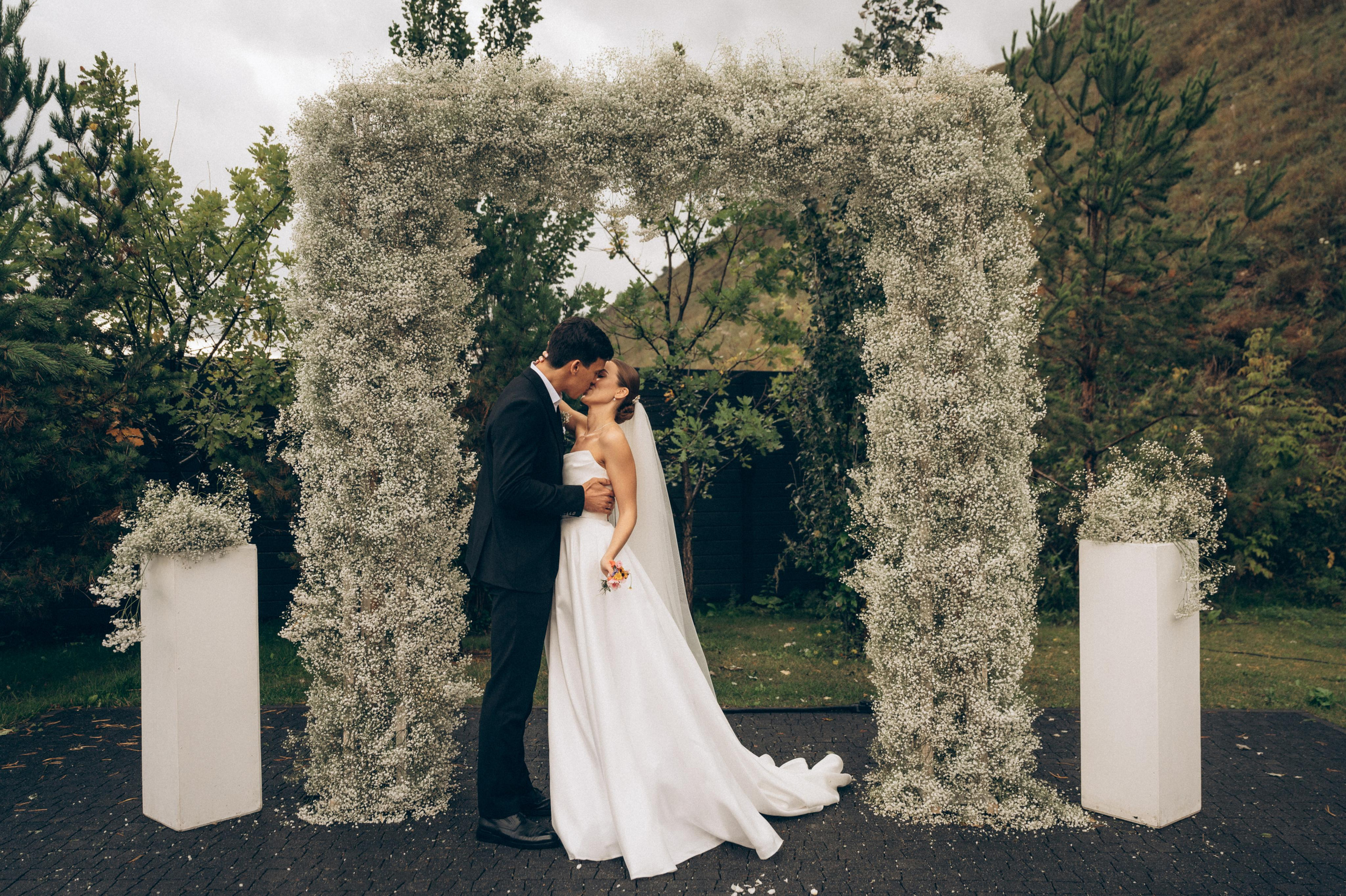 ОДНА СВАДЬБА ПОЛНОСТЬЮ. Свадебный организатор в Ростове-на-Дону Яснов Роман