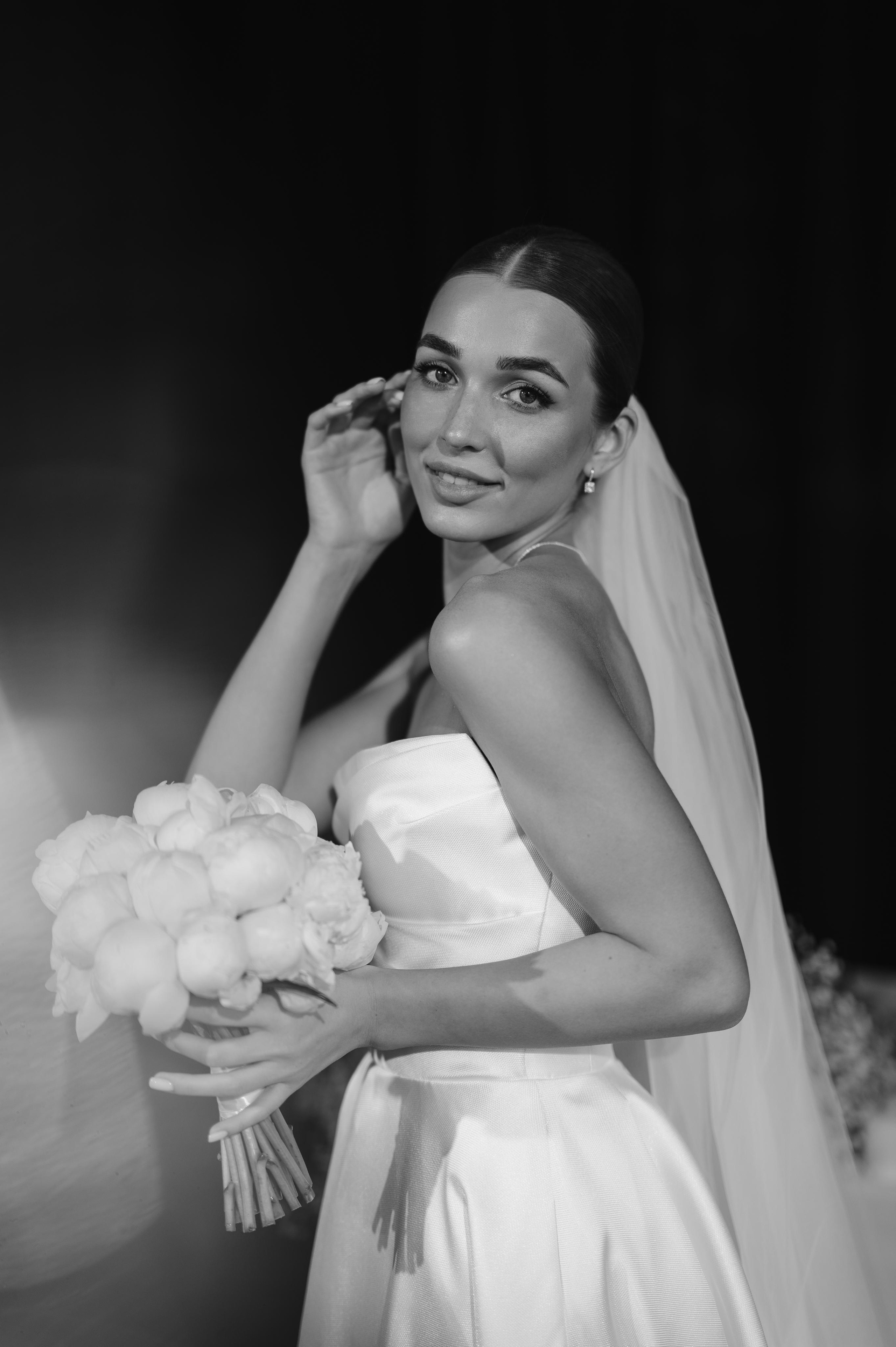 ОДНА СВАДЬБА ПОЛНОСТЬЮ. Свадебный организатор в Ростове-на-Дону Яснов Роман