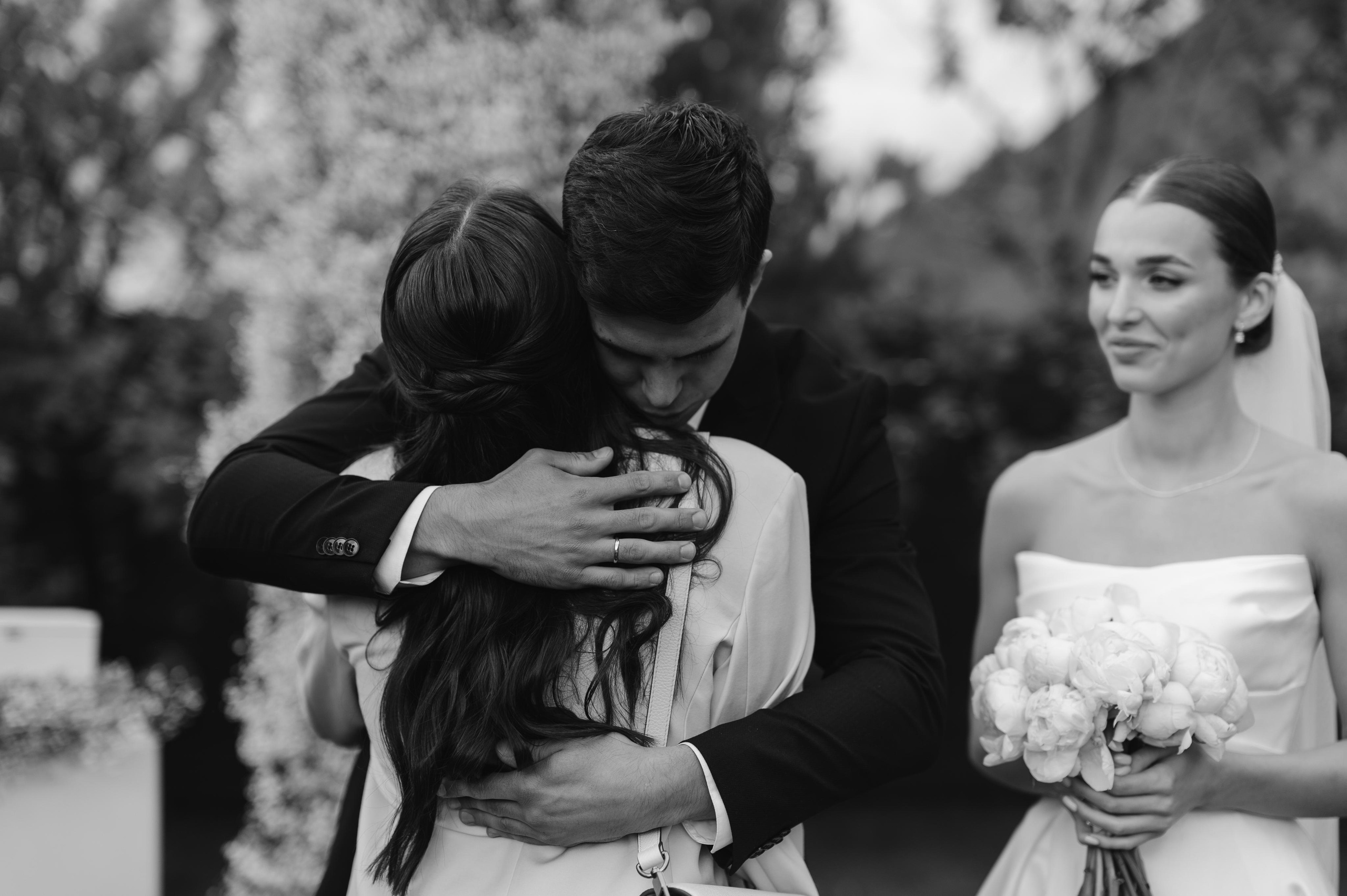 ОДНА СВАДЬБА ПОЛНОСТЬЮ. Свадебный организатор в Ростове-на-Дону Яснов Роман