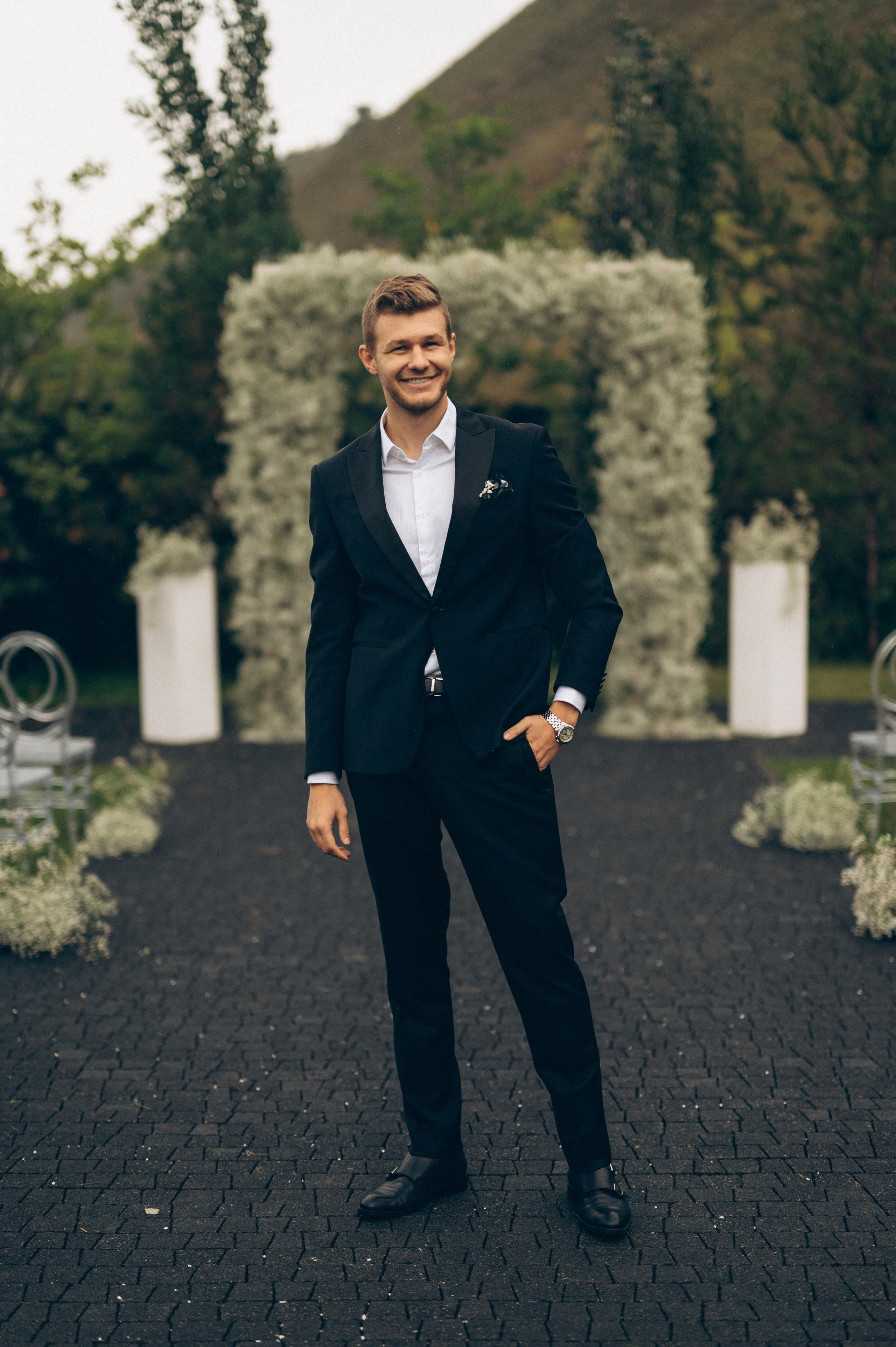 ОДНА СВАДЬБА ПОЛНОСТЬЮ. Свадебный организатор в Ростове-на-Дону Яснов Роман