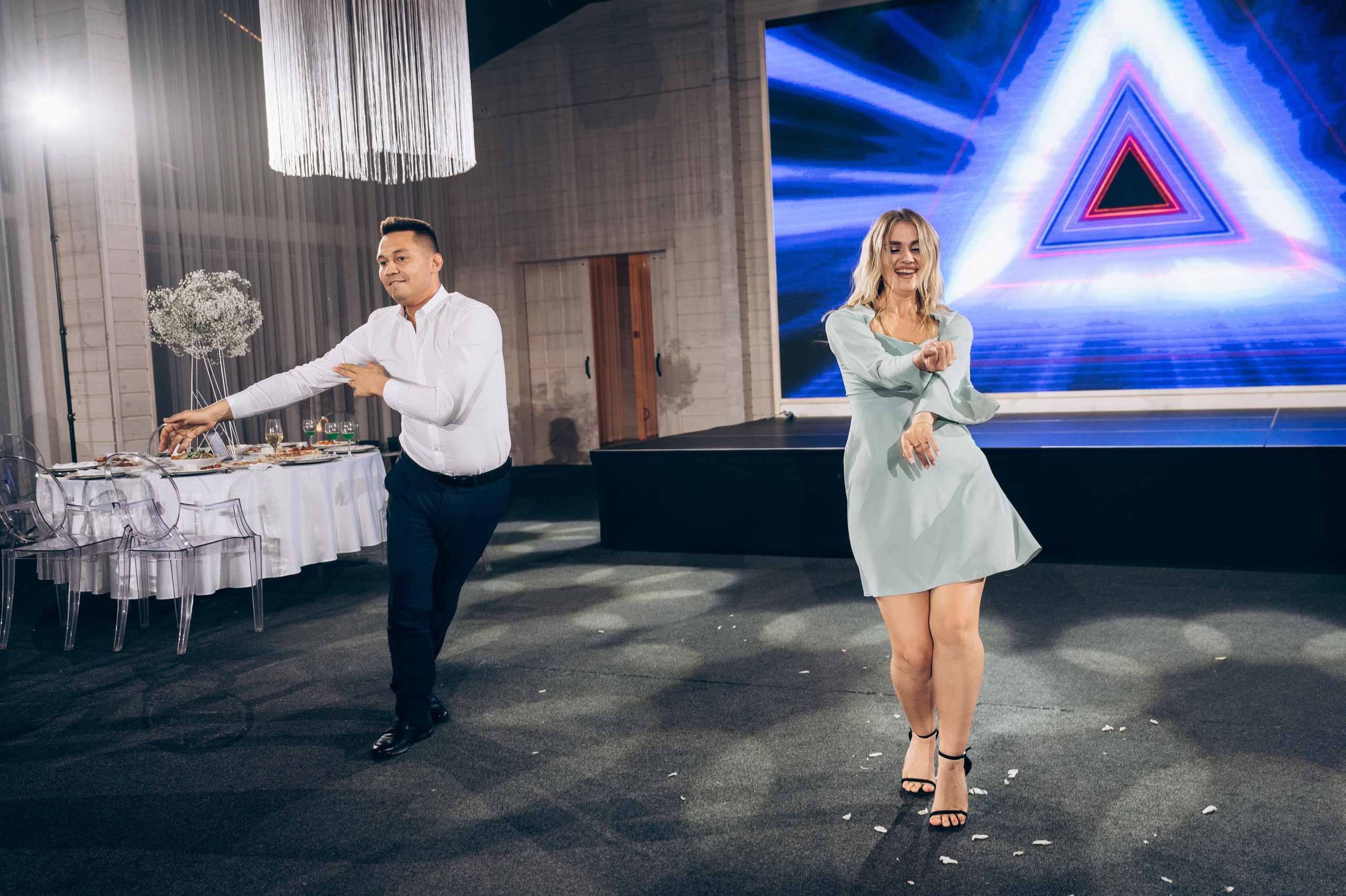 ОДНА СВАДЬБА ПОЛНОСТЬЮ. Свадебный организатор в Ростове-на-Дону Яснов Роман