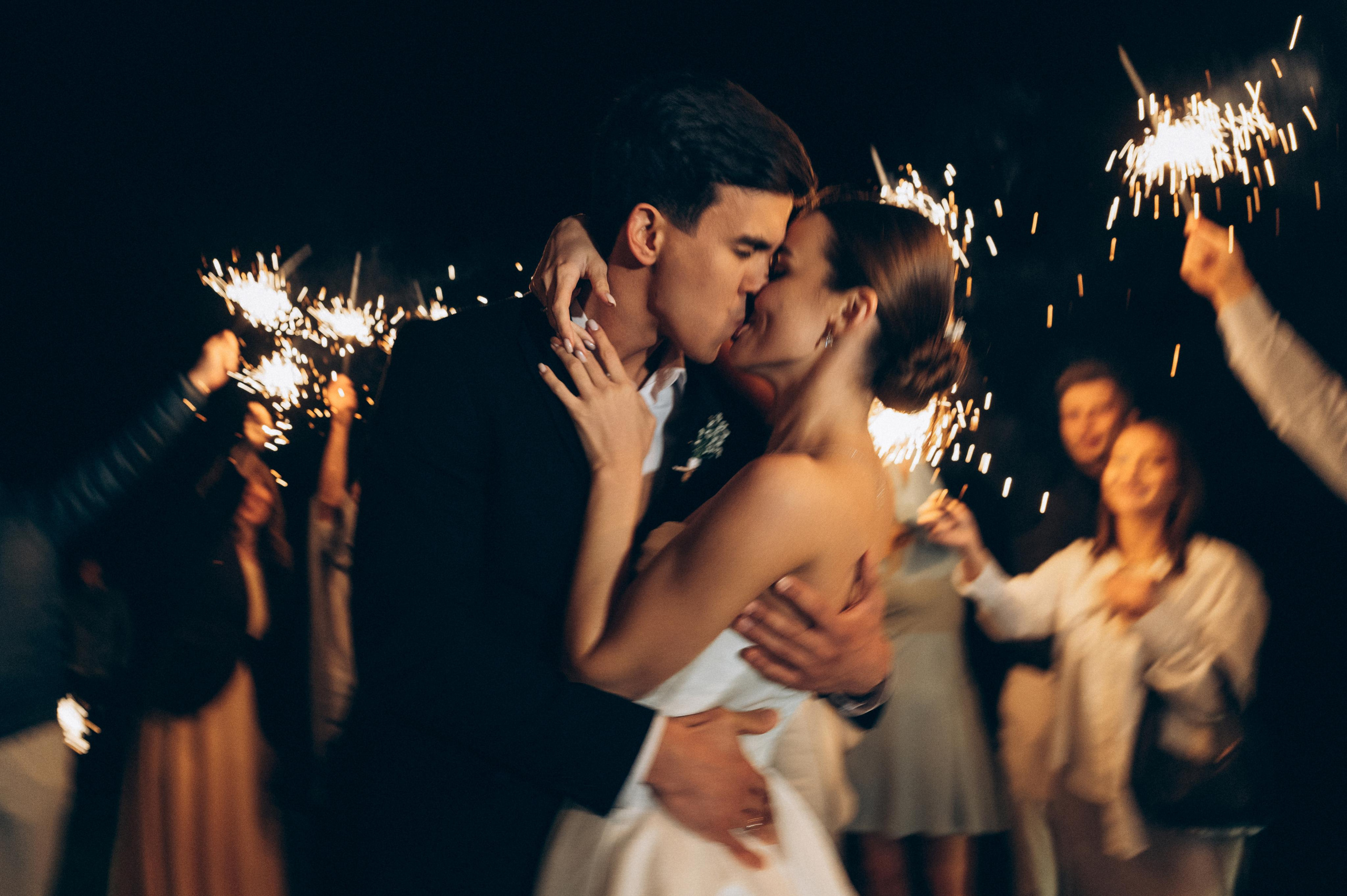 ОДНА СВАДЬБА ПОЛНОСТЬЮ. Свадебный организатор в Ростове-на-Дону Яснов Роман