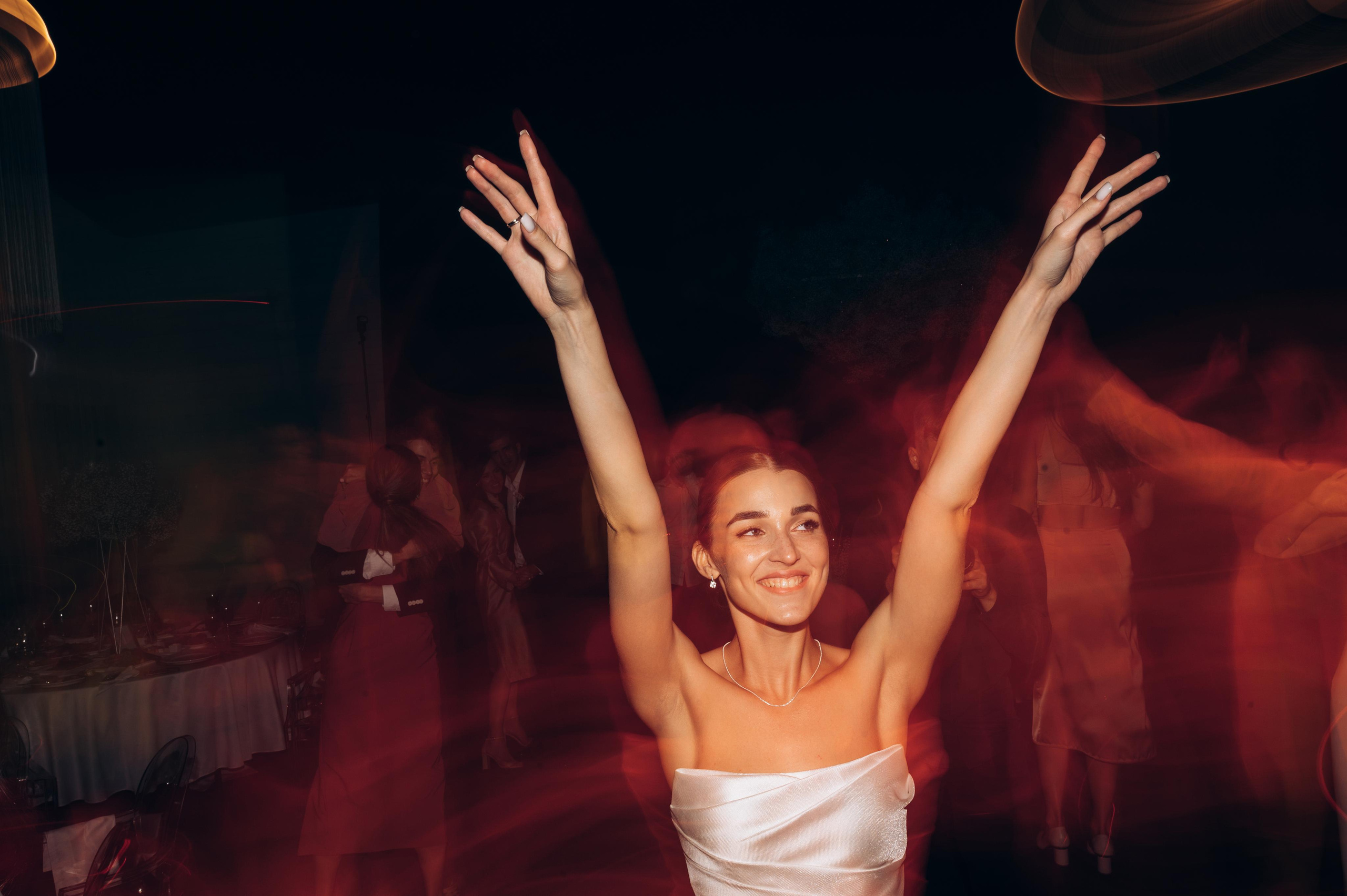 ОДНА СВАДЬБА ПОЛНОСТЬЮ. Свадебный организатор в Ростове-на-Дону Яснов Роман