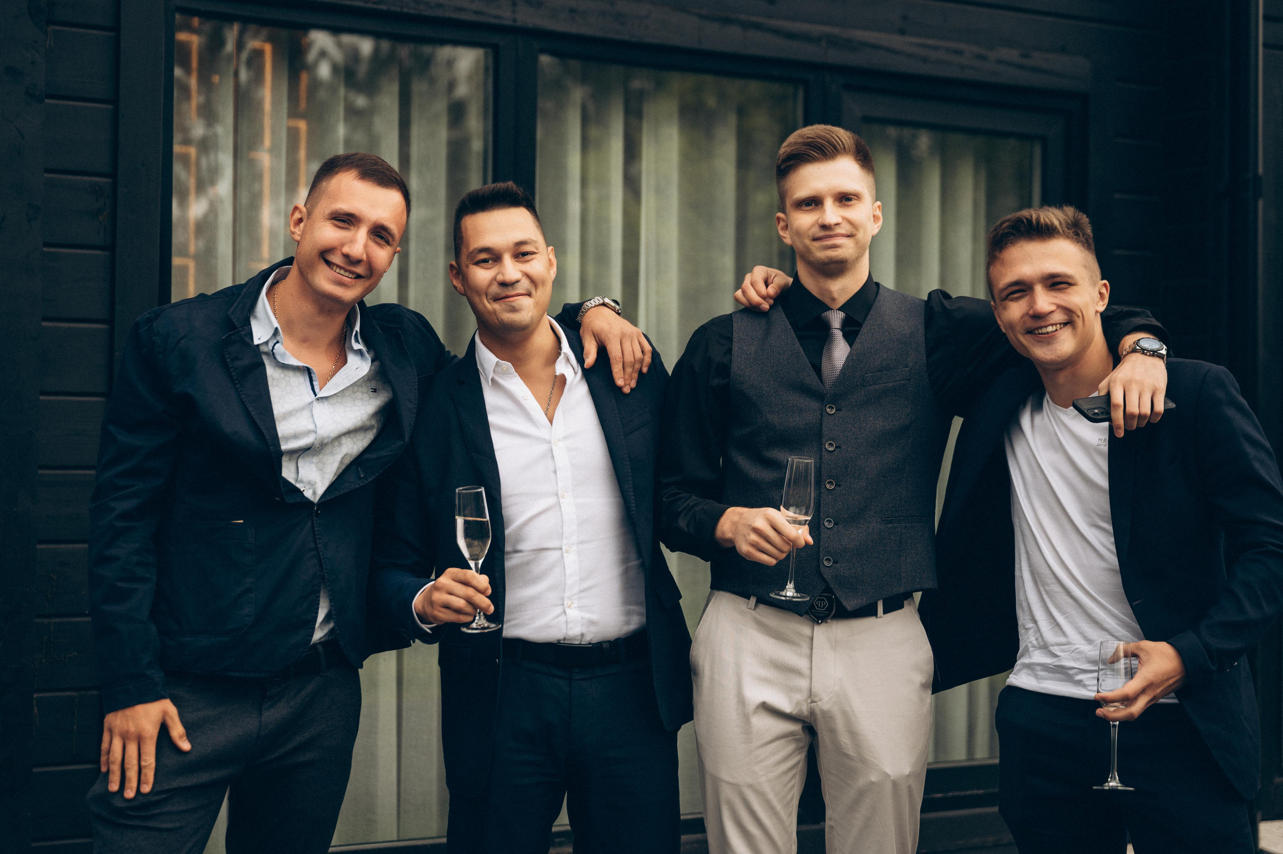 ОДНА СВАДЬБА ПОЛНОСТЬЮ. Свадебный организатор в Ростове-на-Дону Яснов Роман