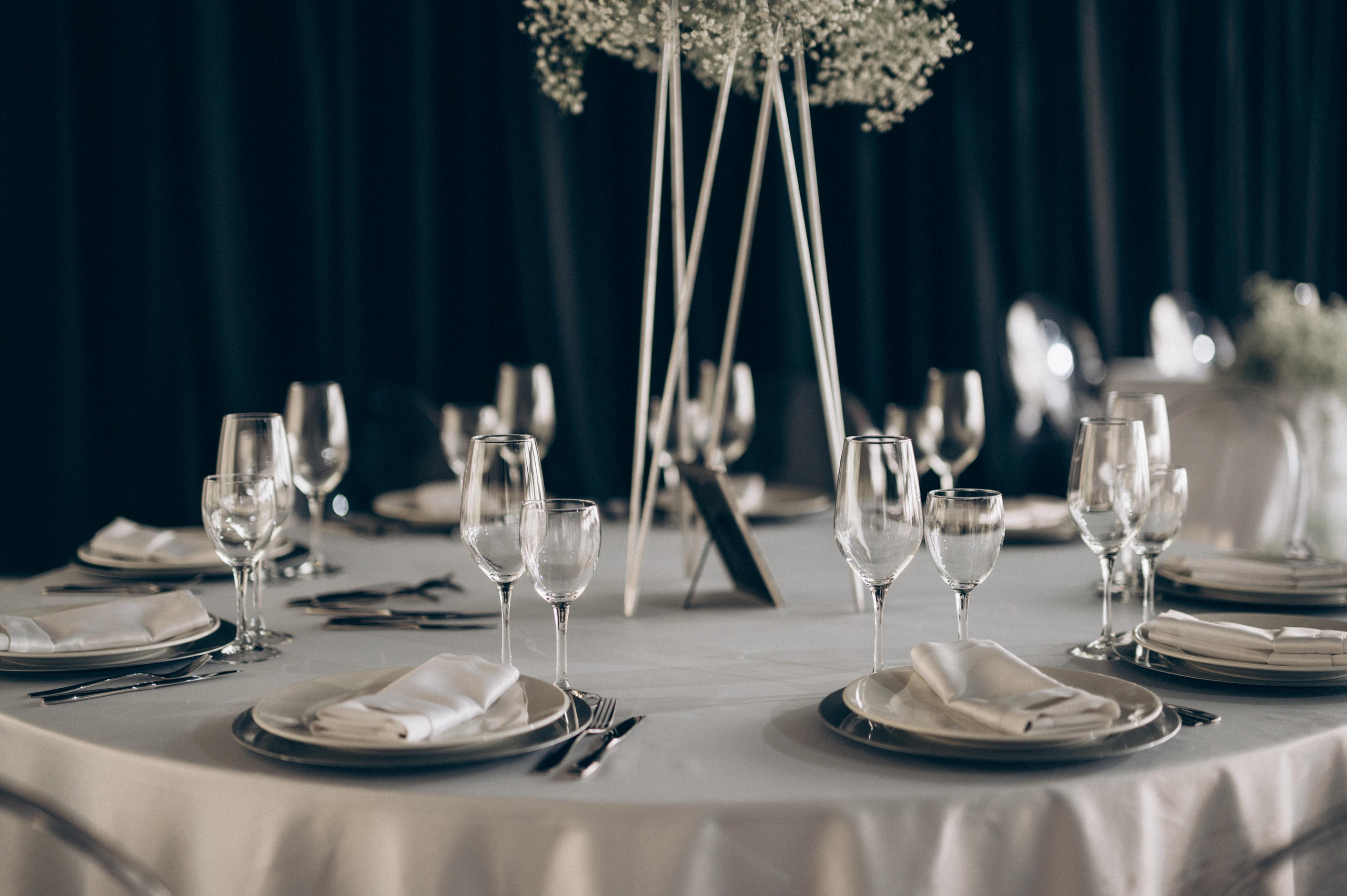 ОДНА СВАДЬБА ПОЛНОСТЬЮ. Свадебный организатор в Ростове-на-Дону Яснов Роман