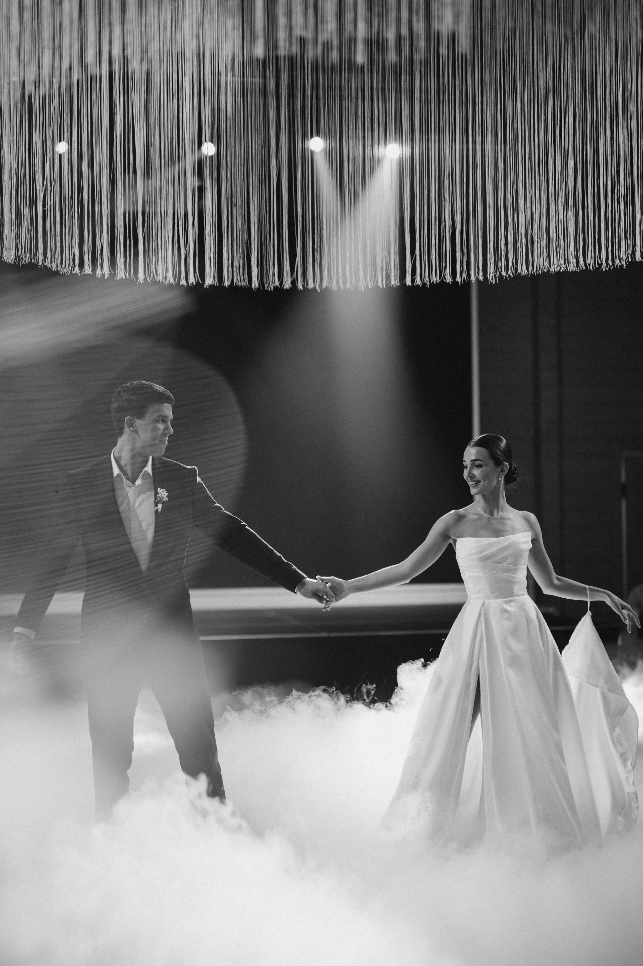 ОДНА СВАДЬБА ПОЛНОСТЬЮ. Свадебный организатор в Ростове-на-Дону Яснов Роман